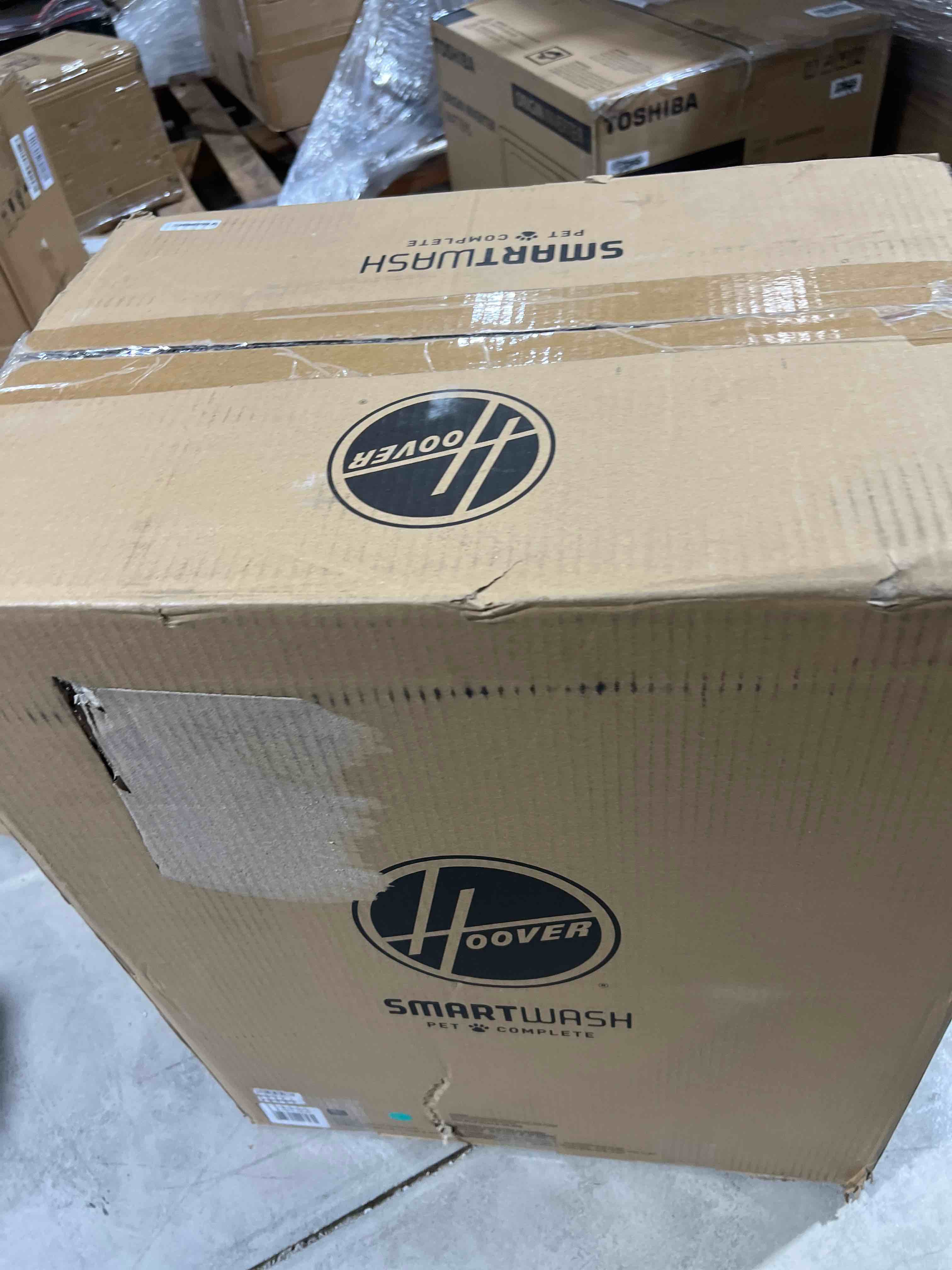 https://s3.amazonaws.com/lotting-images-prod/bidfta/RED5578535_1708909846625.jpeg