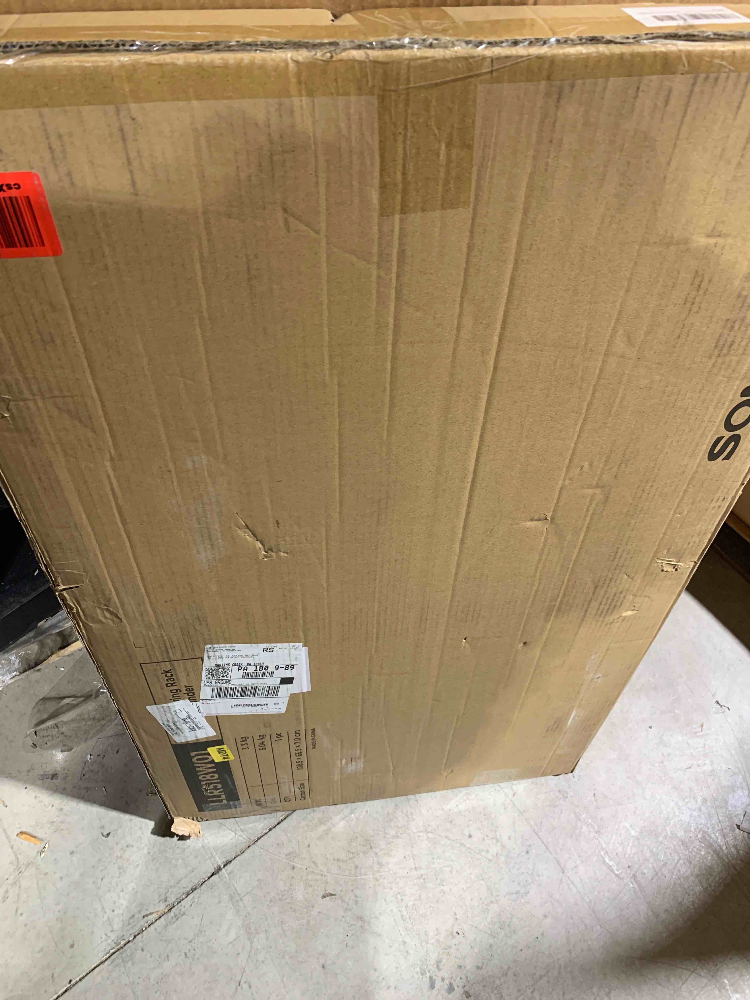 https://s3.amazonaws.com/lotting-images-prod/bidfta/RED5578797_1712640697186.jpeg