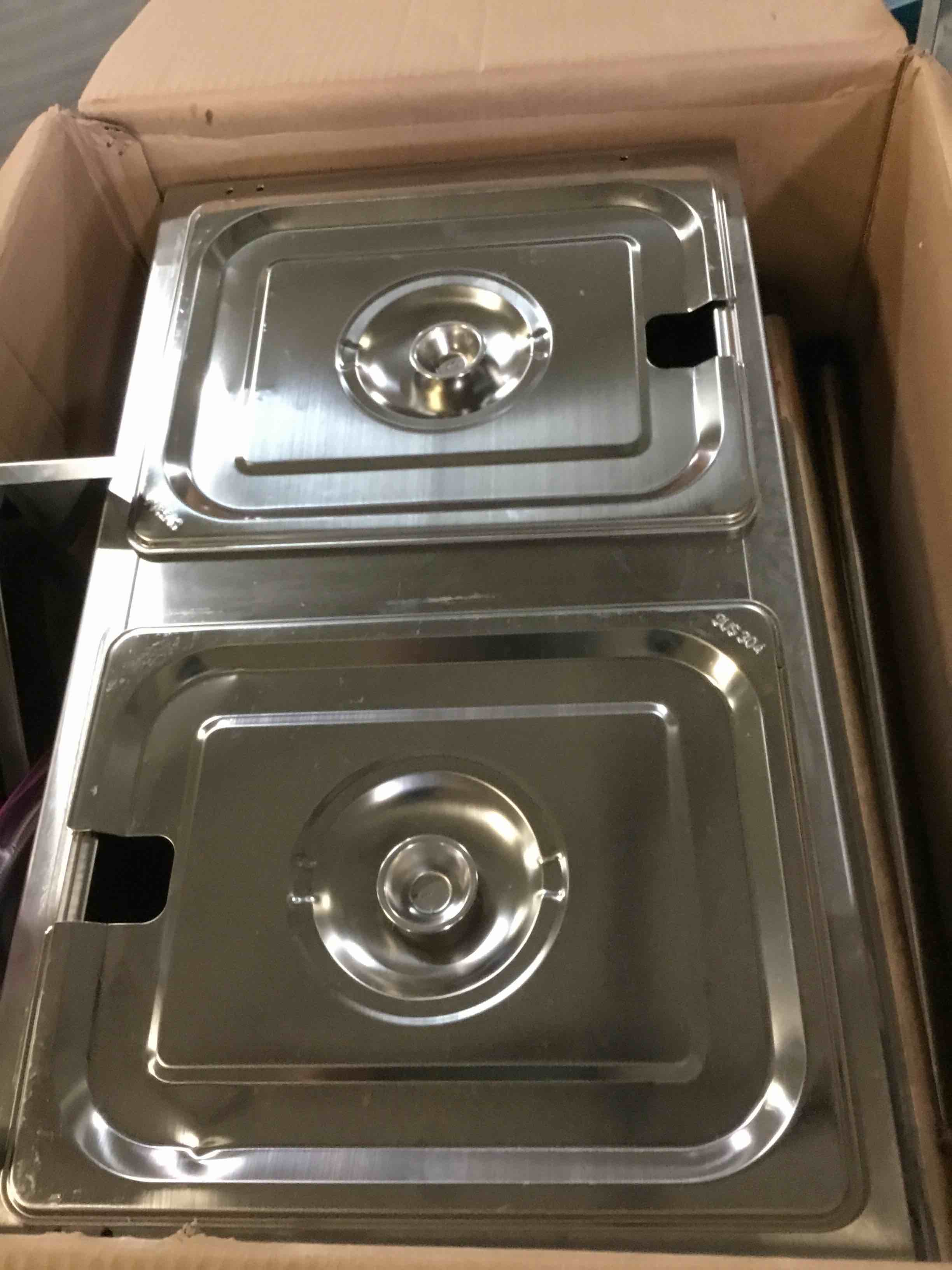 https://s3.amazonaws.com/lotting-images-prod/bidfta/RED5582247_1696358567339.jpeg
