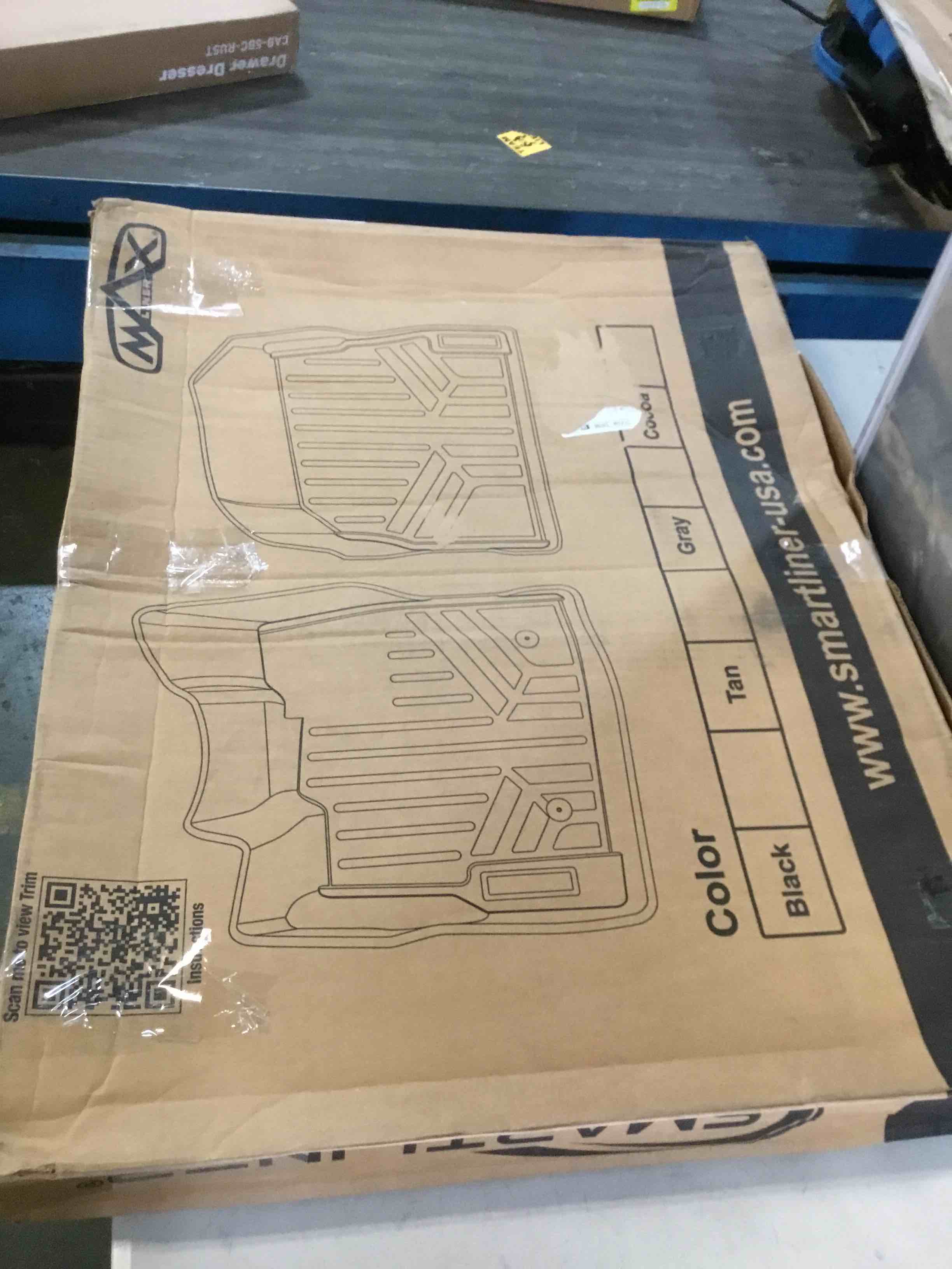 https://s3.amazonaws.com/lotting-images-prod/bidfta/RED5582364_1696435882766.jpeg