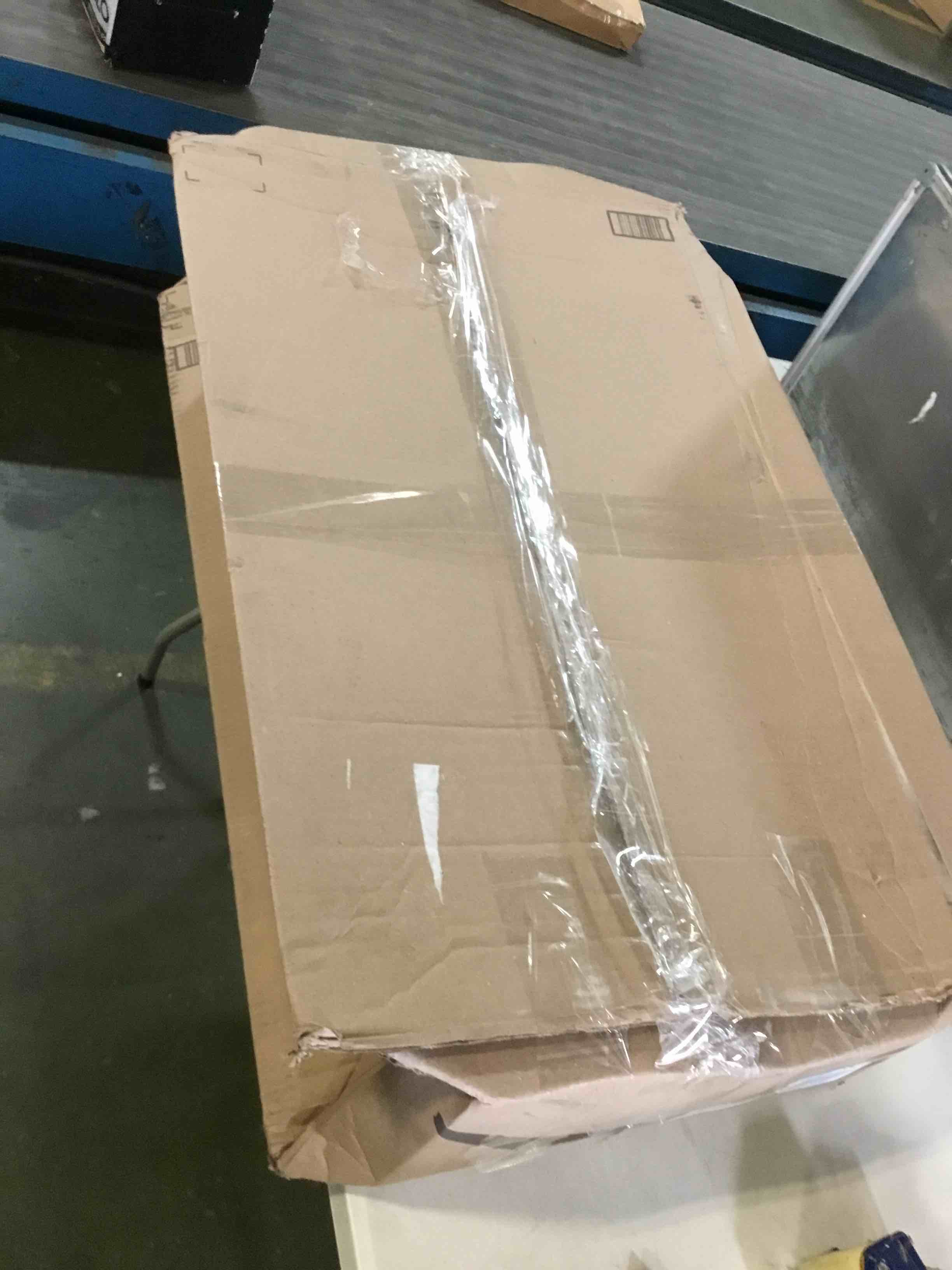 https://s3.amazonaws.com/lotting-images-prod/bidfta/RED5582422_1696445489332.jpeg
