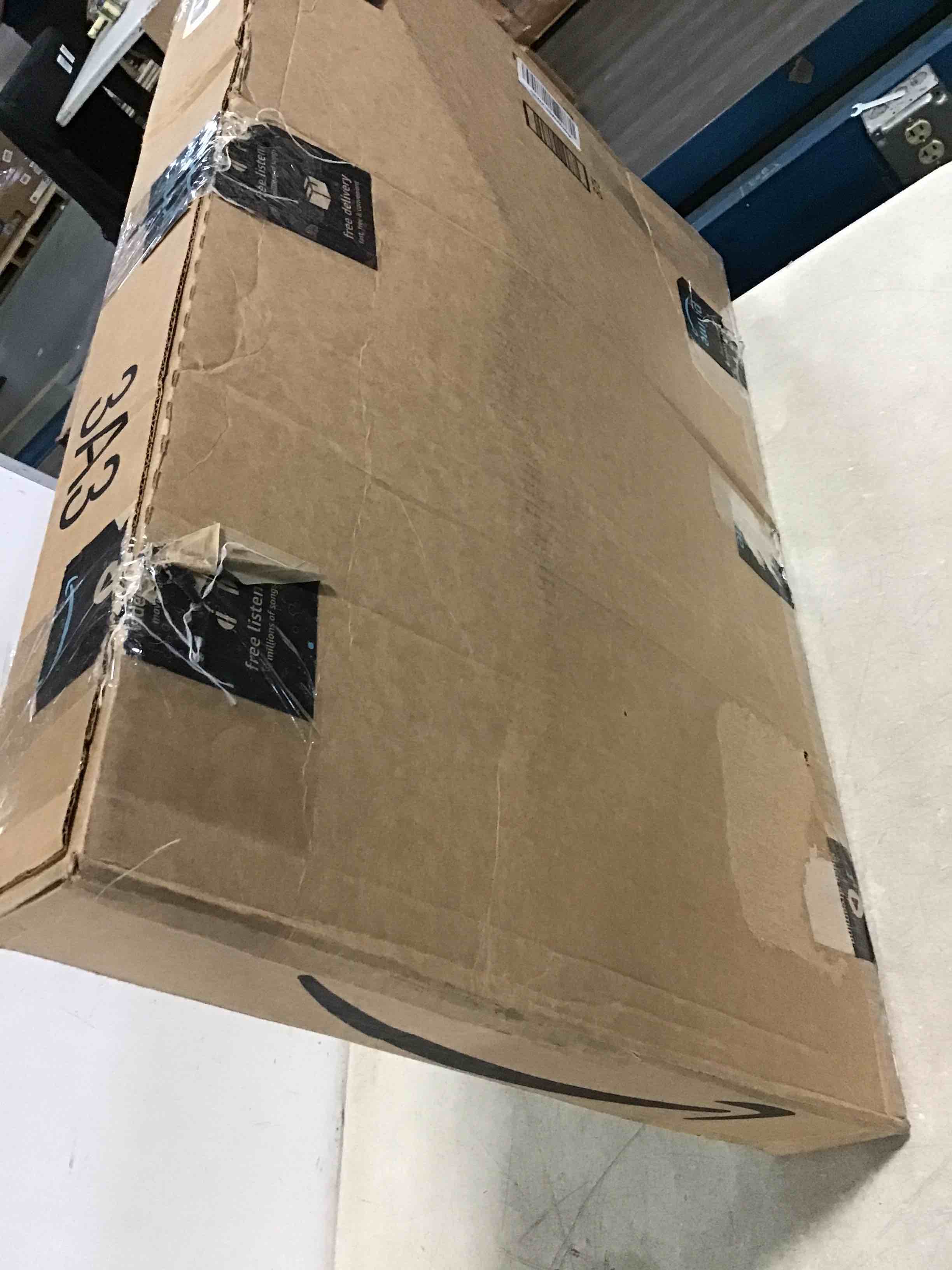 https://s3.amazonaws.com/lotting-images-prod/bidfta/RED5582934_1696939827823.jpeg