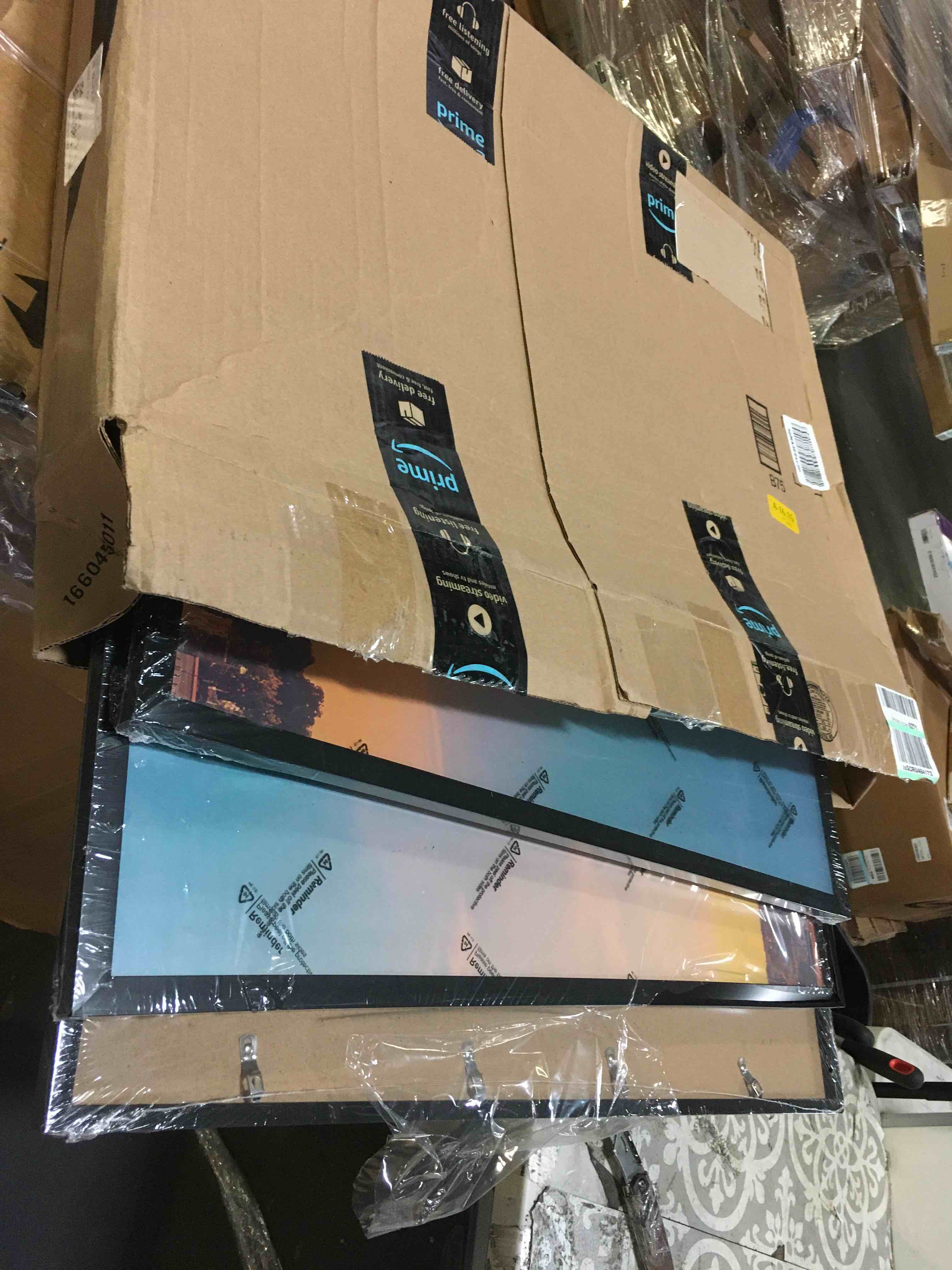 https://s3.amazonaws.com/lotting-images-prod/bidfta/RED5583805_1695836335044.jpeg