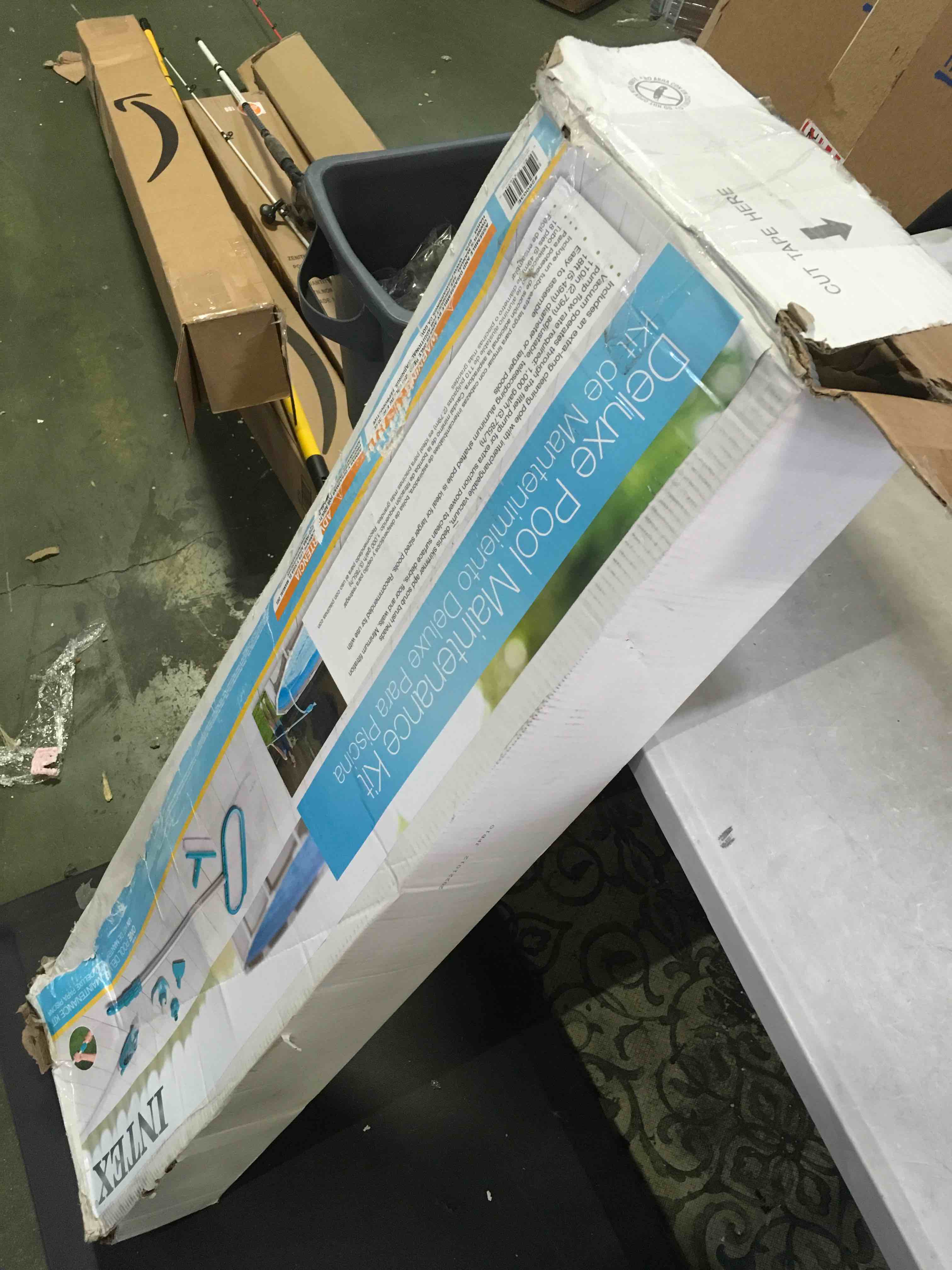 https://s3.amazonaws.com/lotting-images-prod/bidfta/RED5584210_1696005166039.jpeg