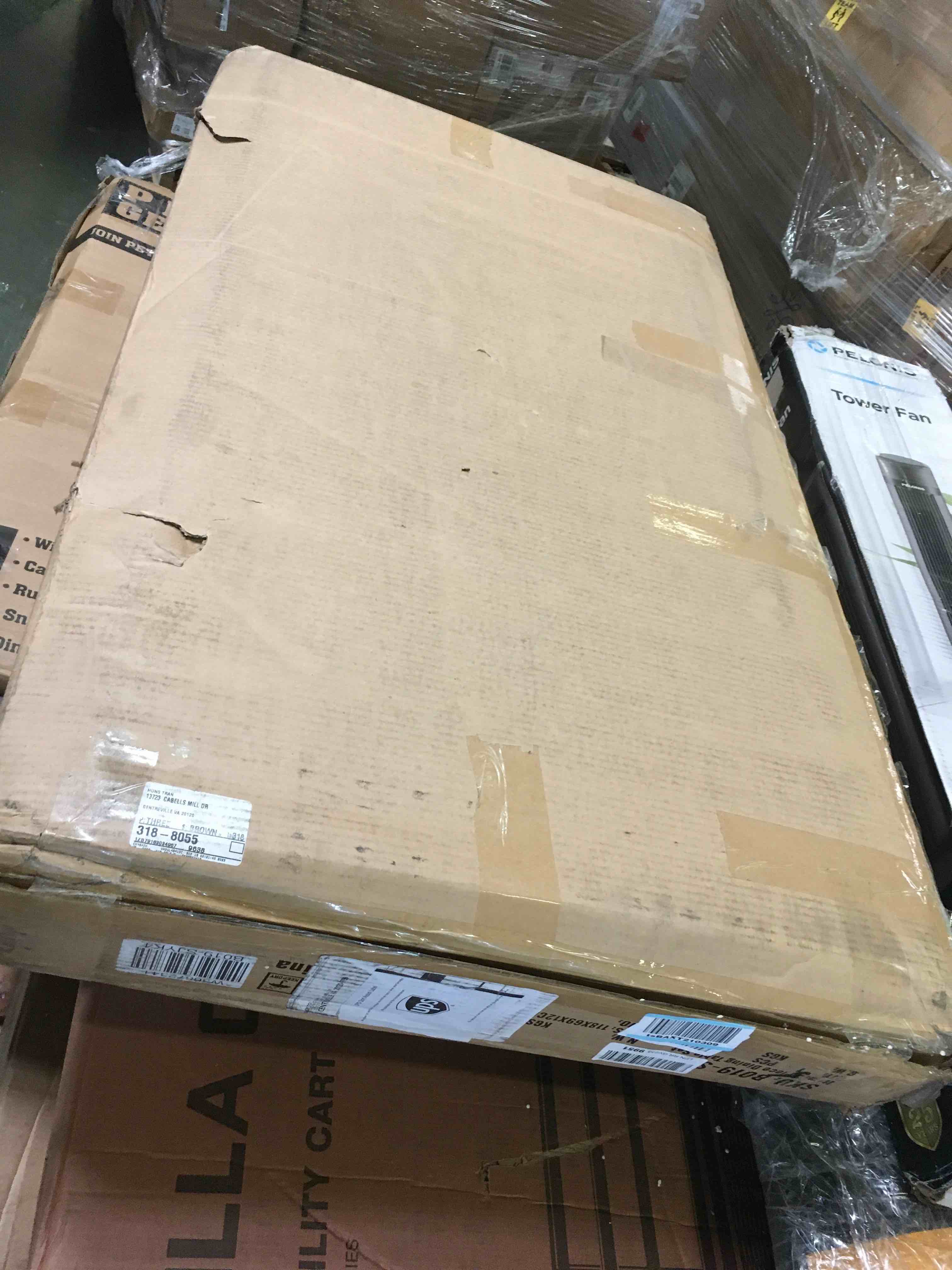 https://s3.amazonaws.com/lotting-images-prod/bidfta/RED5584563_1696343924189.jpeg