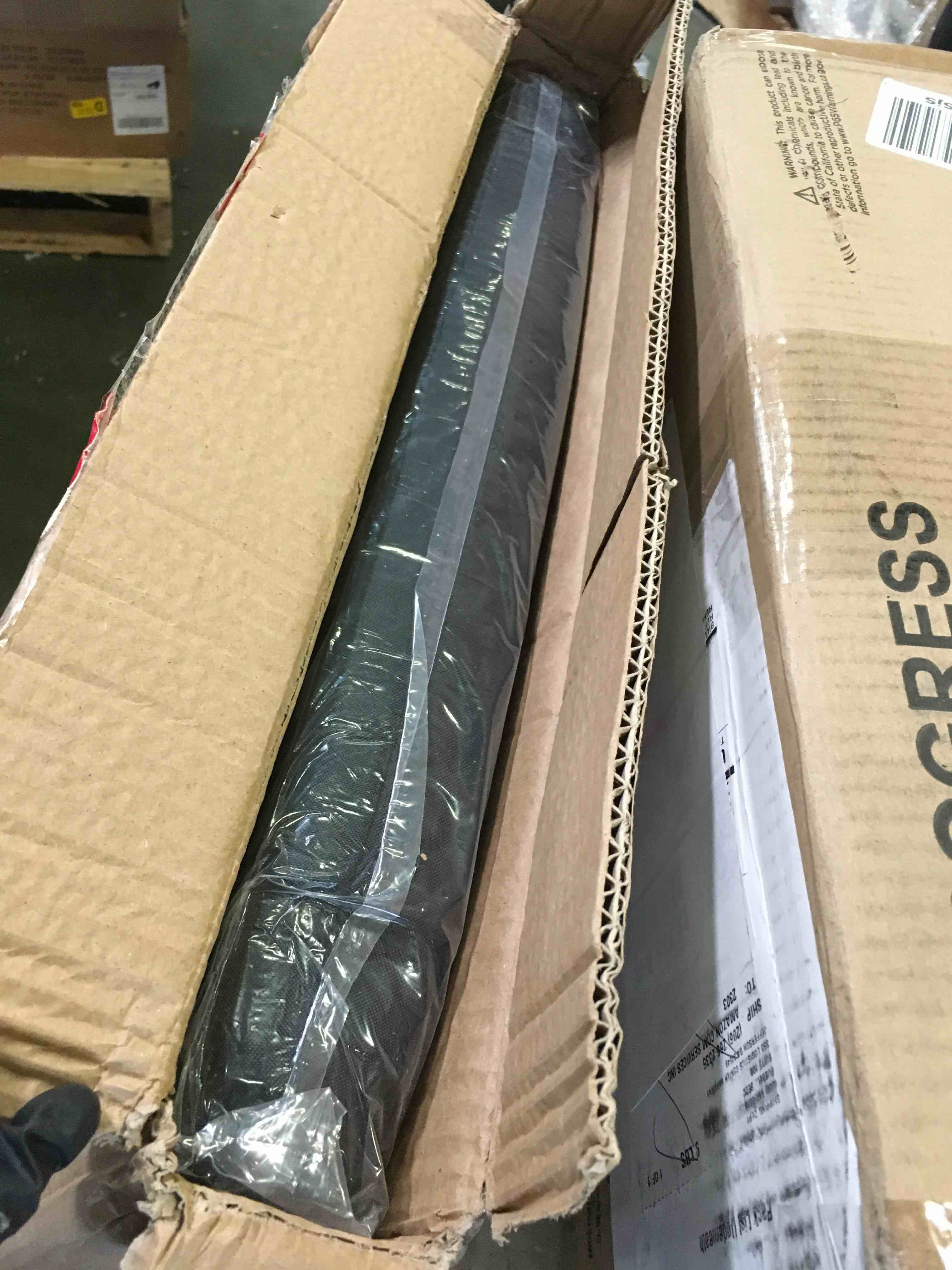 https://s3.amazonaws.com/lotting-images-prod/bidfta/RED5584593_1696346687242.jpeg