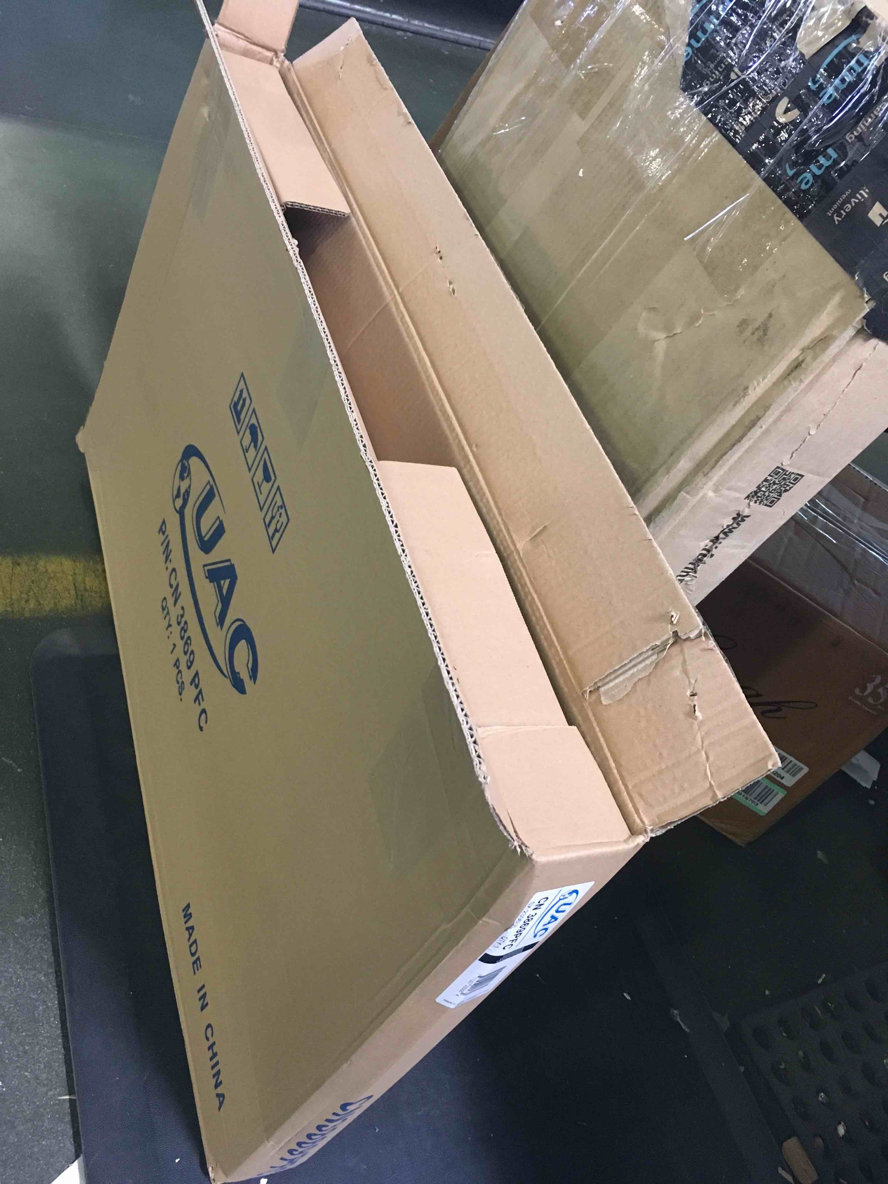 https://s3.amazonaws.com/lotting-images-prod/bidfta/RED5584822_1696436520199.jpeg