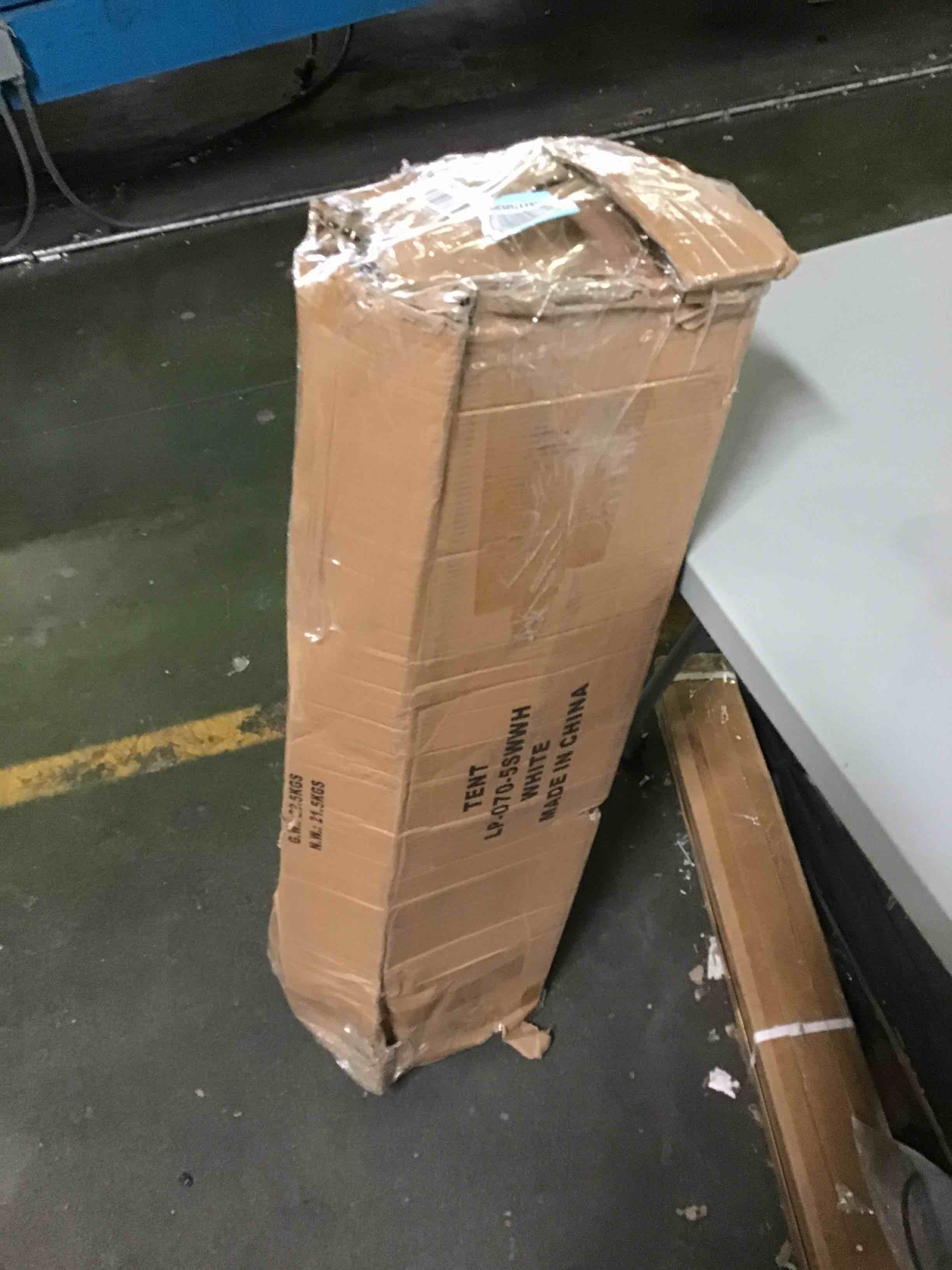 https://s3.amazonaws.com/lotting-images-prod/bidfta/RED5586472_1695759300315.jpeg