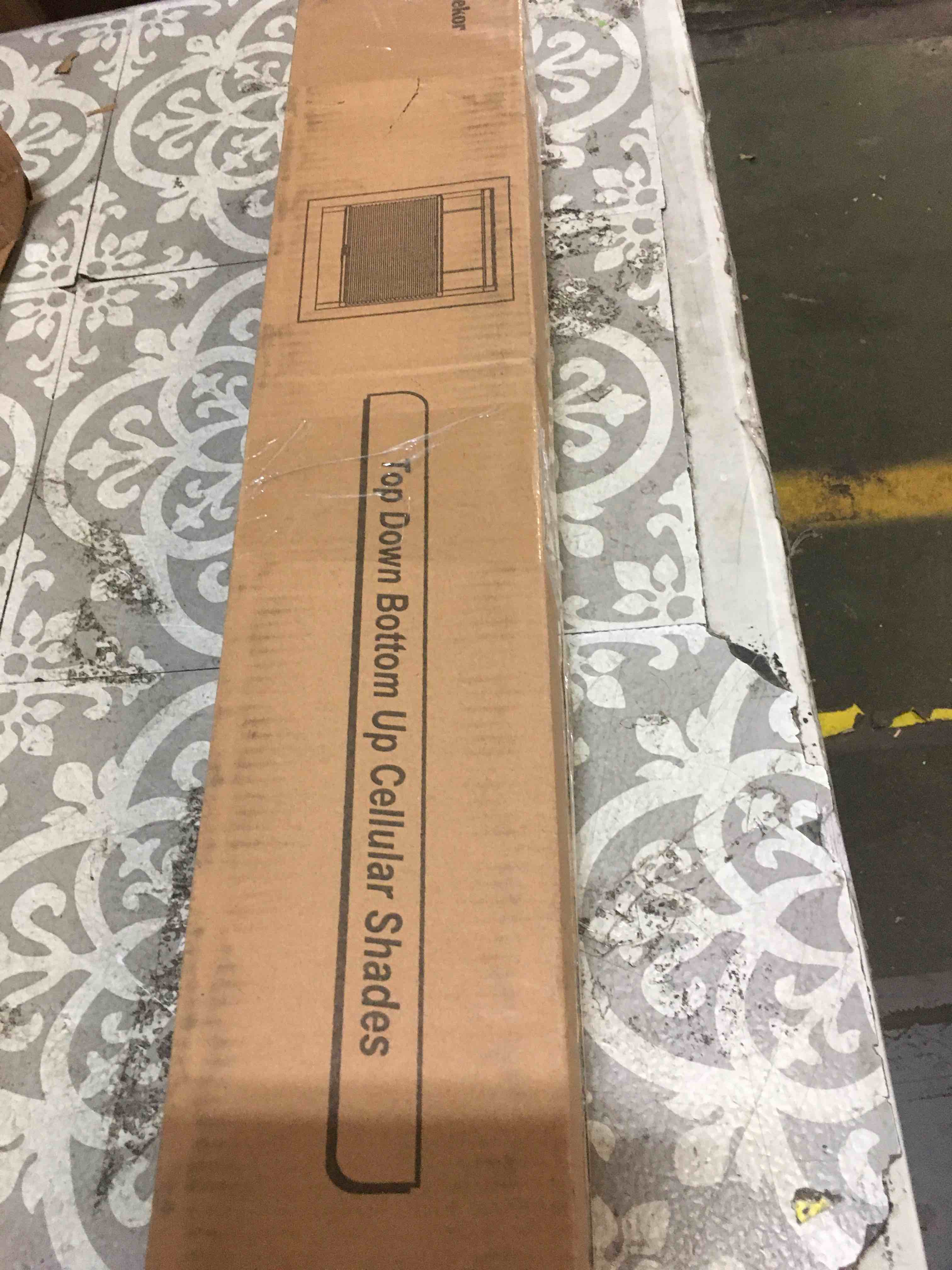 https://s3.amazonaws.com/lotting-images-prod/bidfta/RED5601595_1701360631769.jpeg