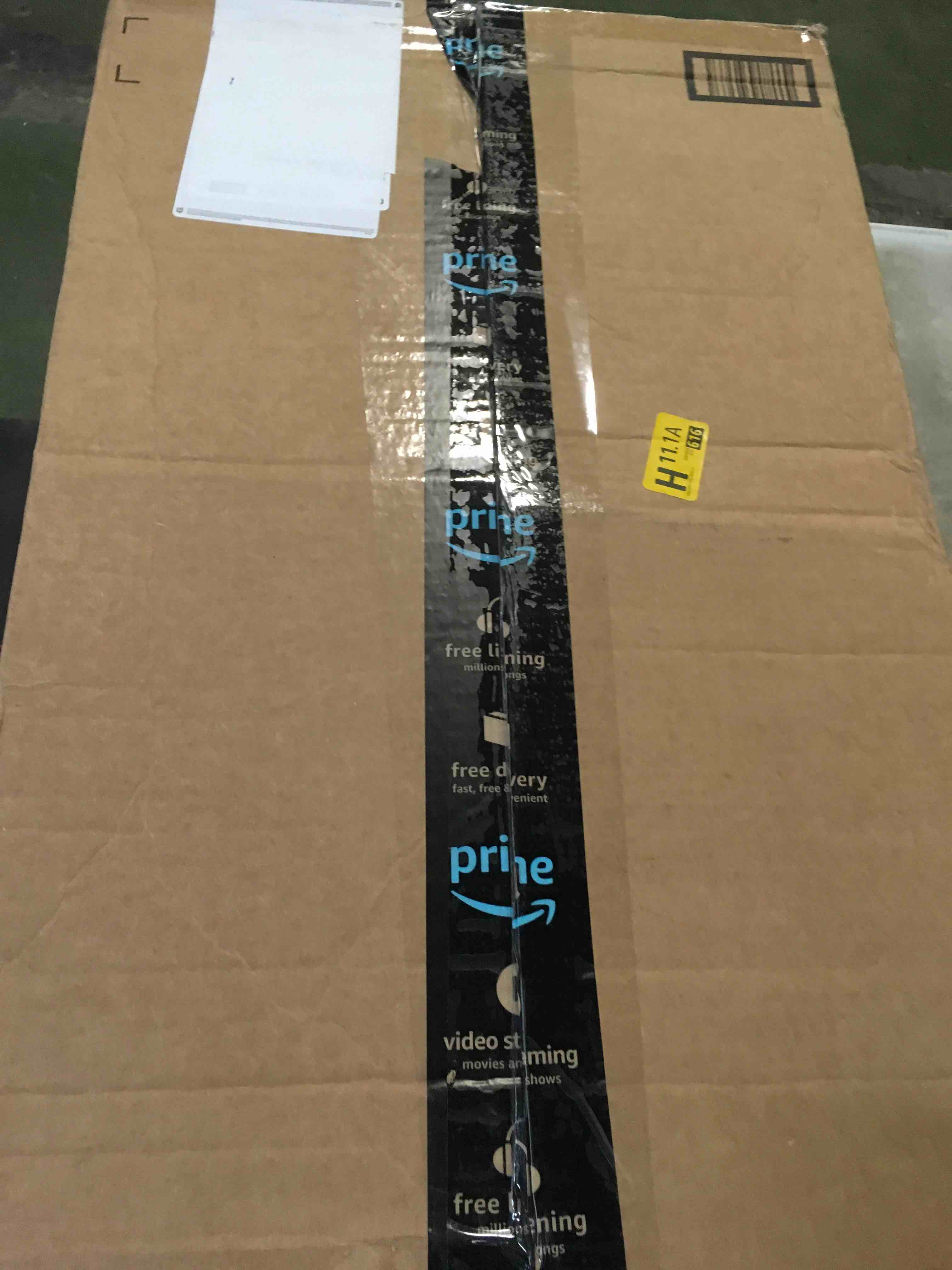 https://s3.amazonaws.com/lotting-images-prod/bidfta/RED5601726_1701439455059.jpeg