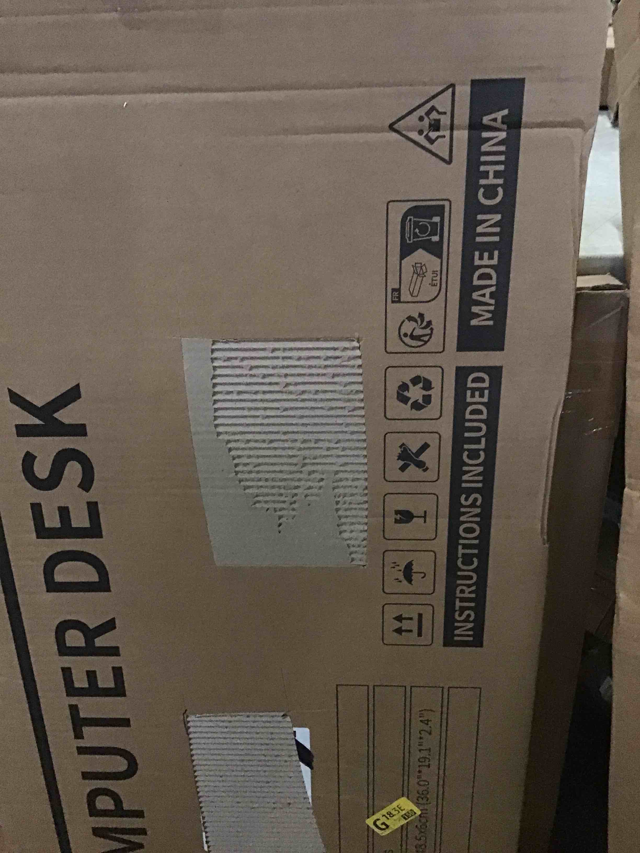 https://s3.amazonaws.com/lotting-images-prod/bidfta/RED5602296_1701870248204.jpeg