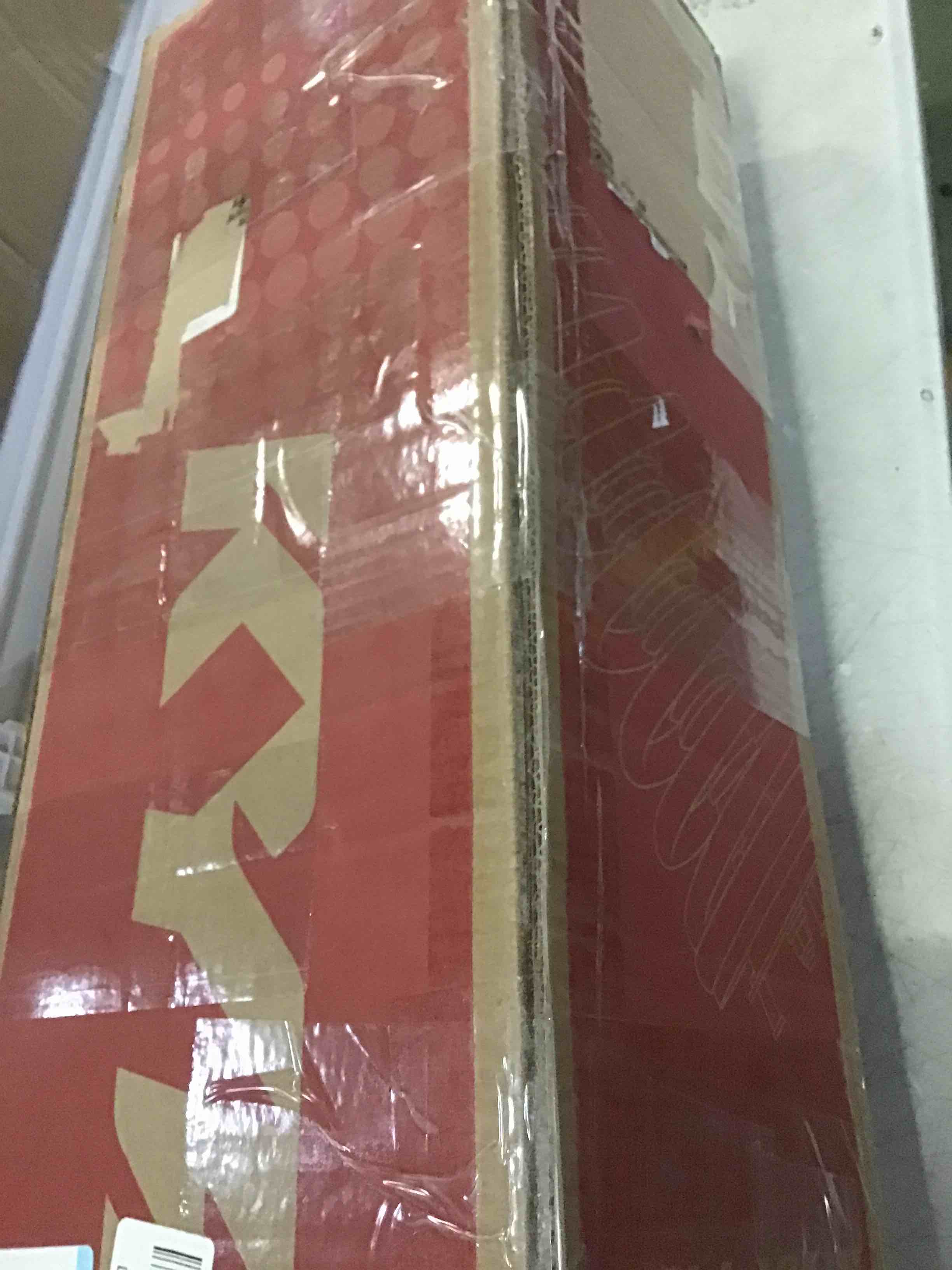 https://s3.amazonaws.com/lotting-images-prod/bidfta/RED5602437_1701895834941.jpeg