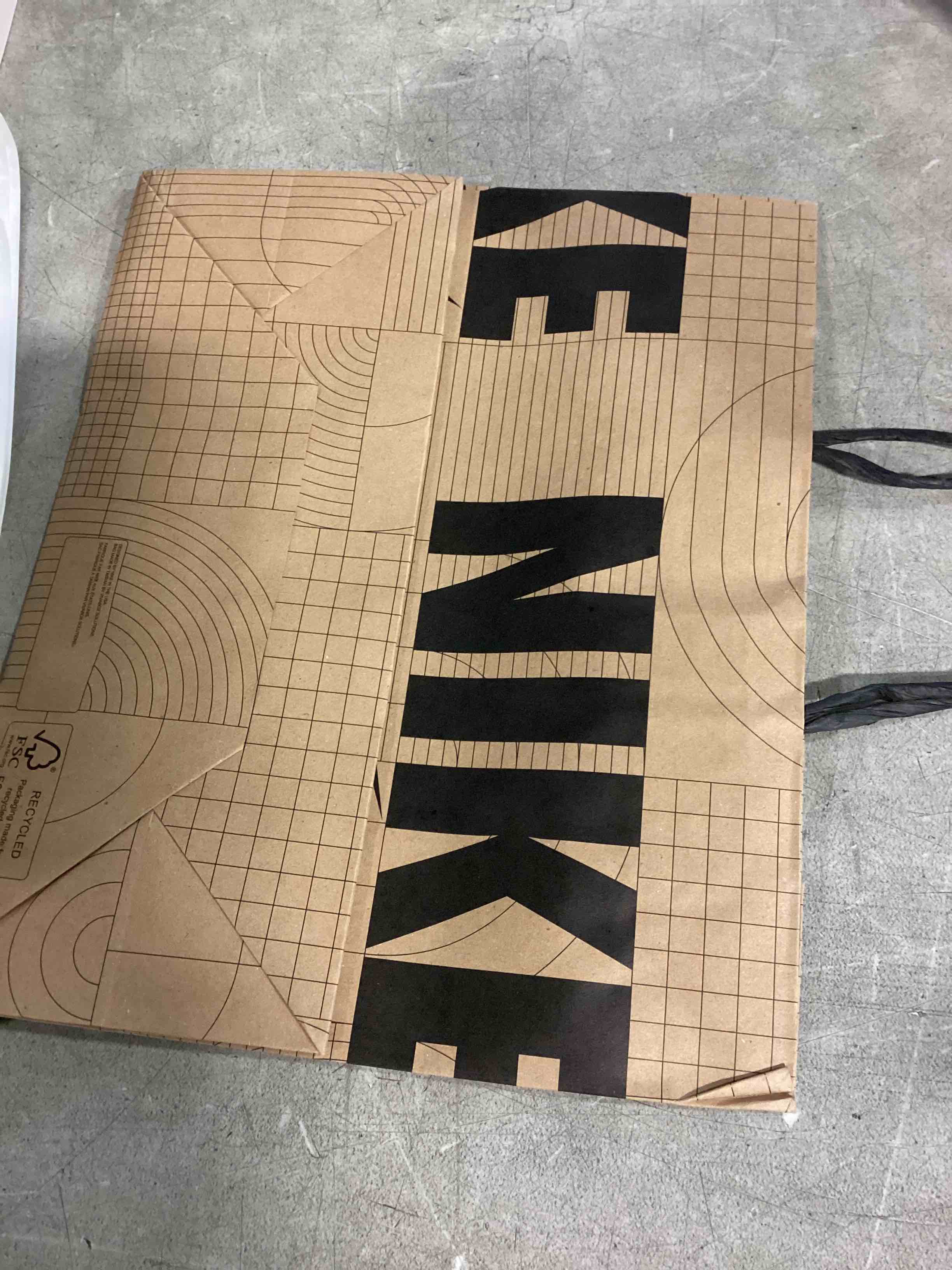 nike gift bags small brown 30x 25x12 ((Case Of 200))