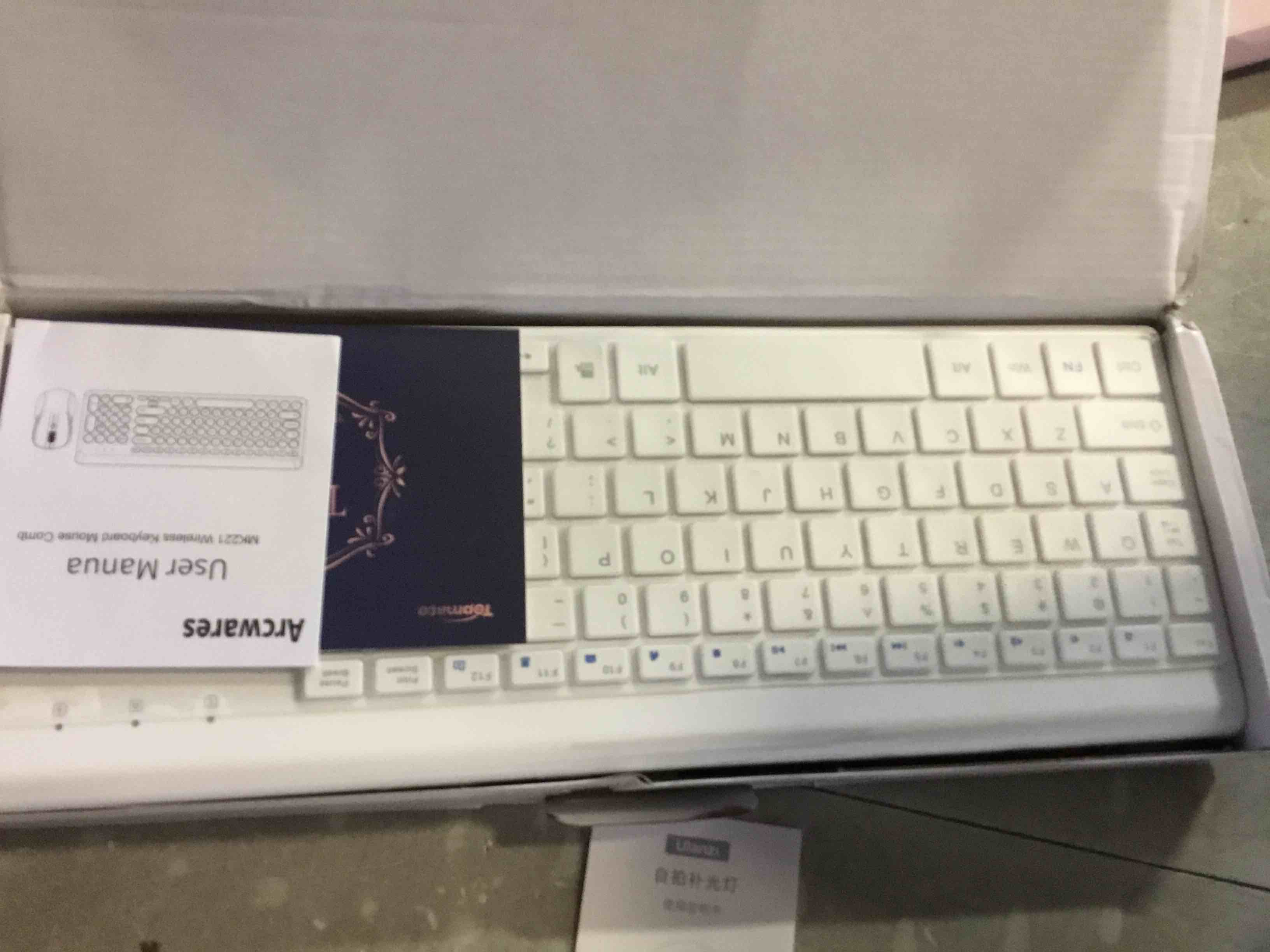 https://s3.amazonaws.com/lotting-images-prod/bidfta/RED5606246_1701697740983.jpeg