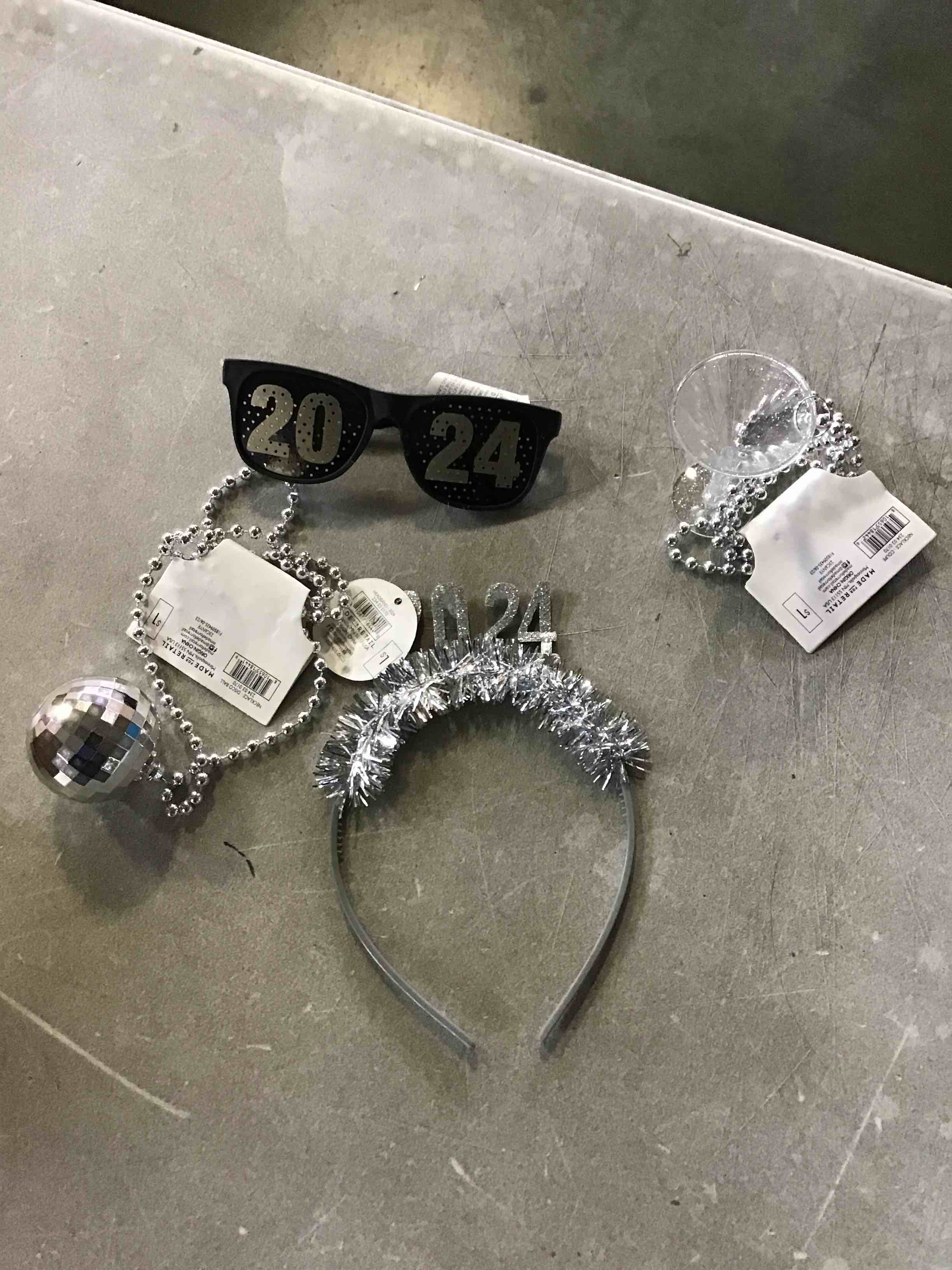 Assorted new year 2024 accessories