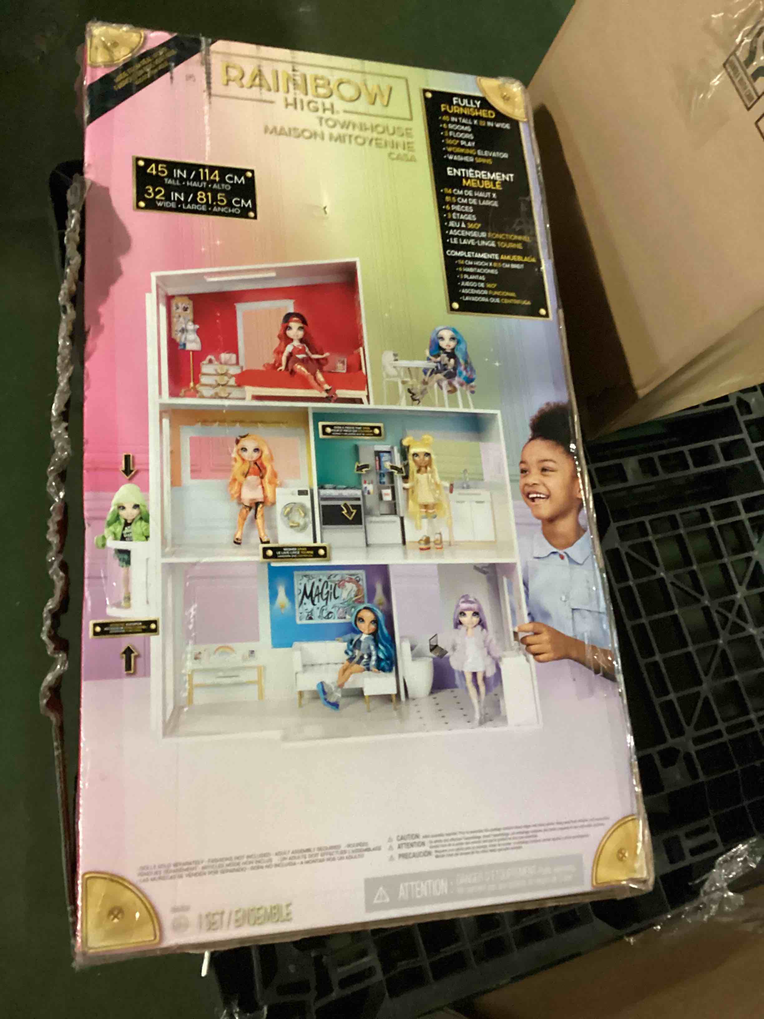https://s3.amazonaws.com/lotting-images-prod/bidfta/RED5607588_1701436589990.jpeg