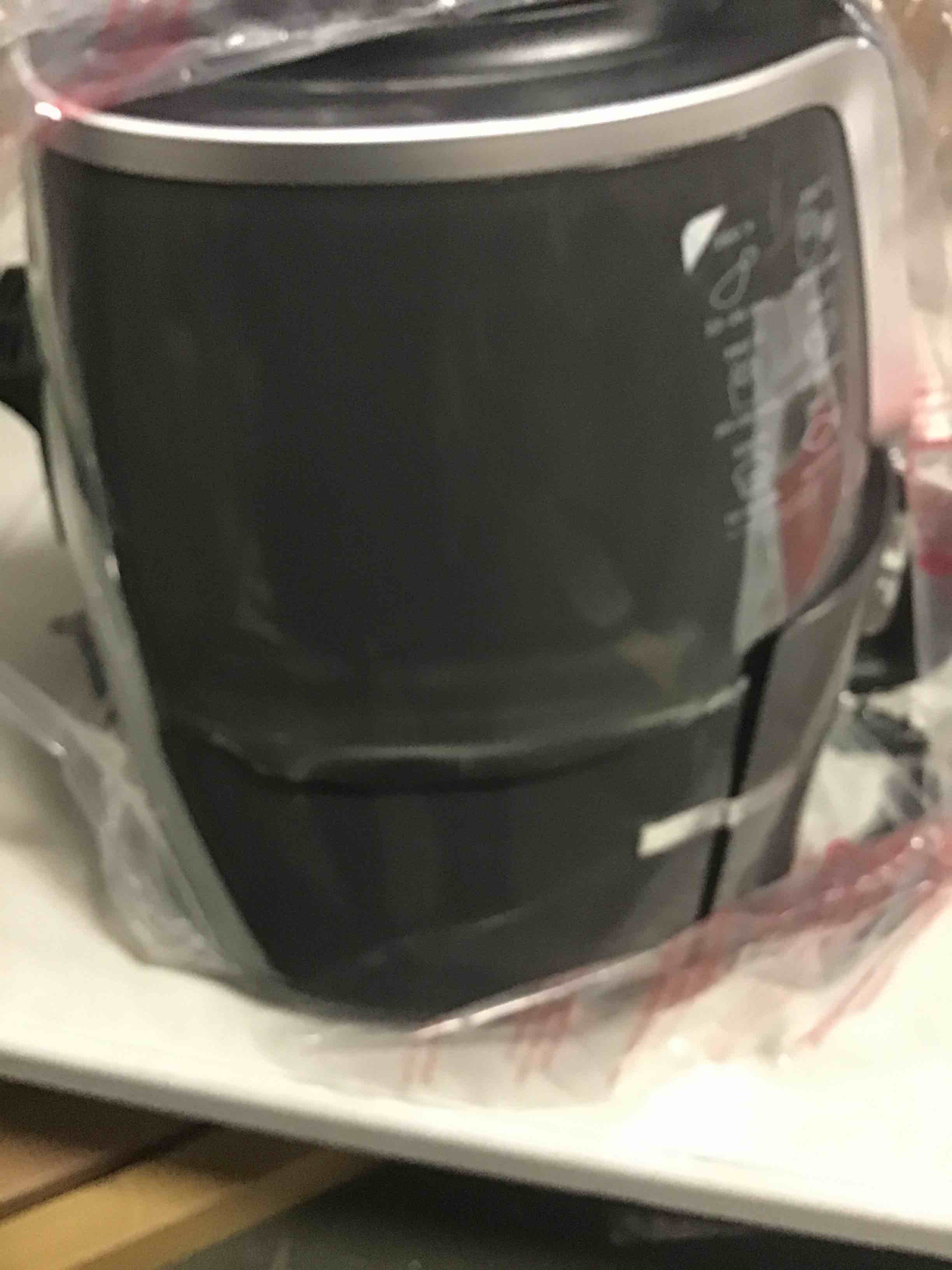 https://s3.amazonaws.com/lotting-images-prod/bidfta/RED5609409_1701346093227.jpeg