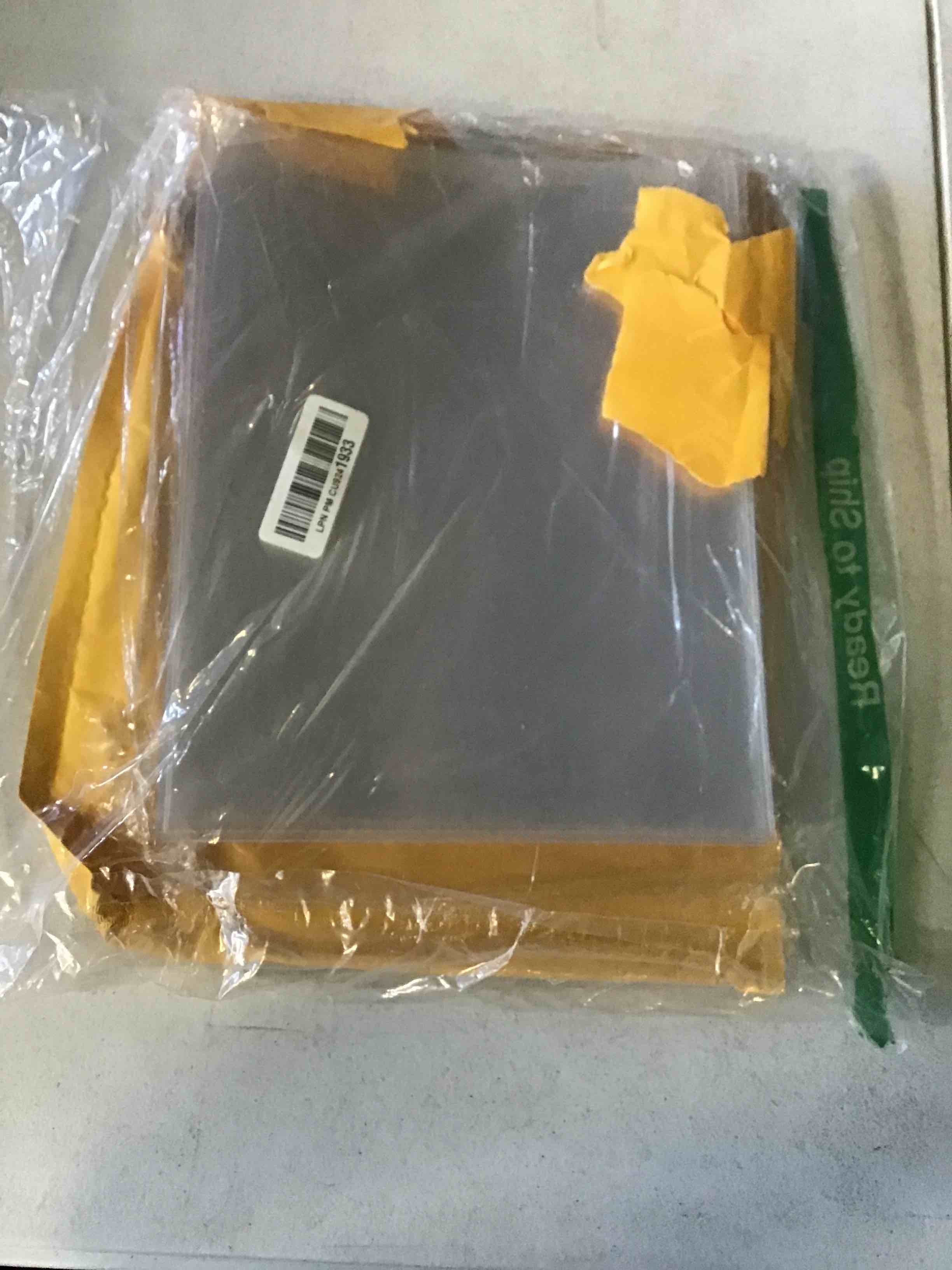 https://s3.amazonaws.com/lotting-images-prod/bidfta/RED5610496_1701286706245.jpeg