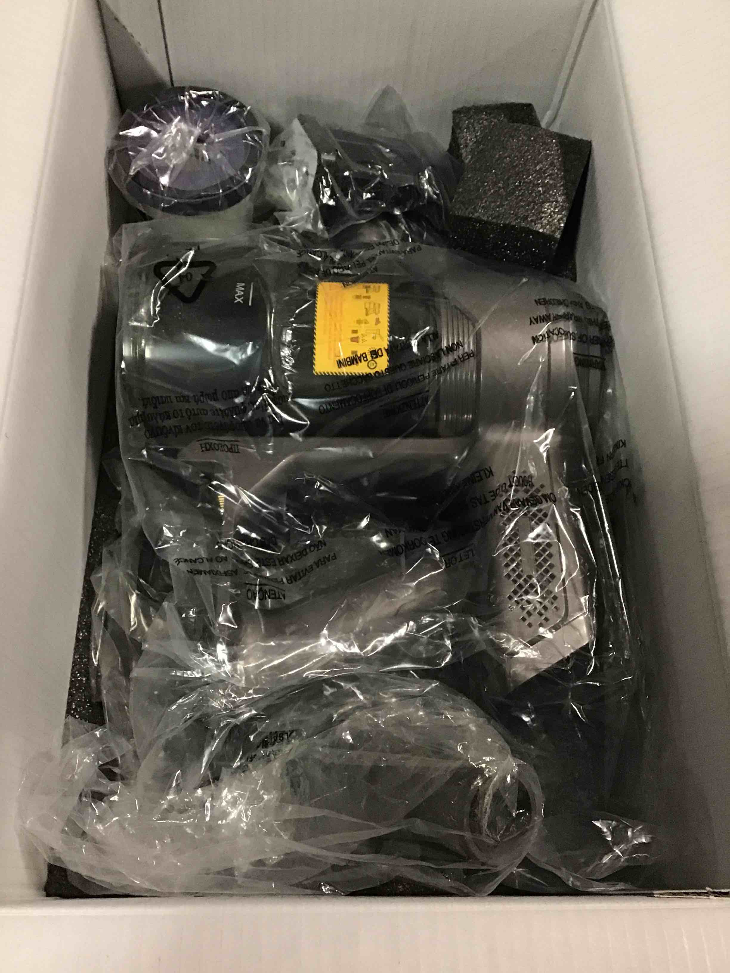 https://s3.amazonaws.com/lotting-images-prod/bidfta/RED5610820_1701691935663.jpeg