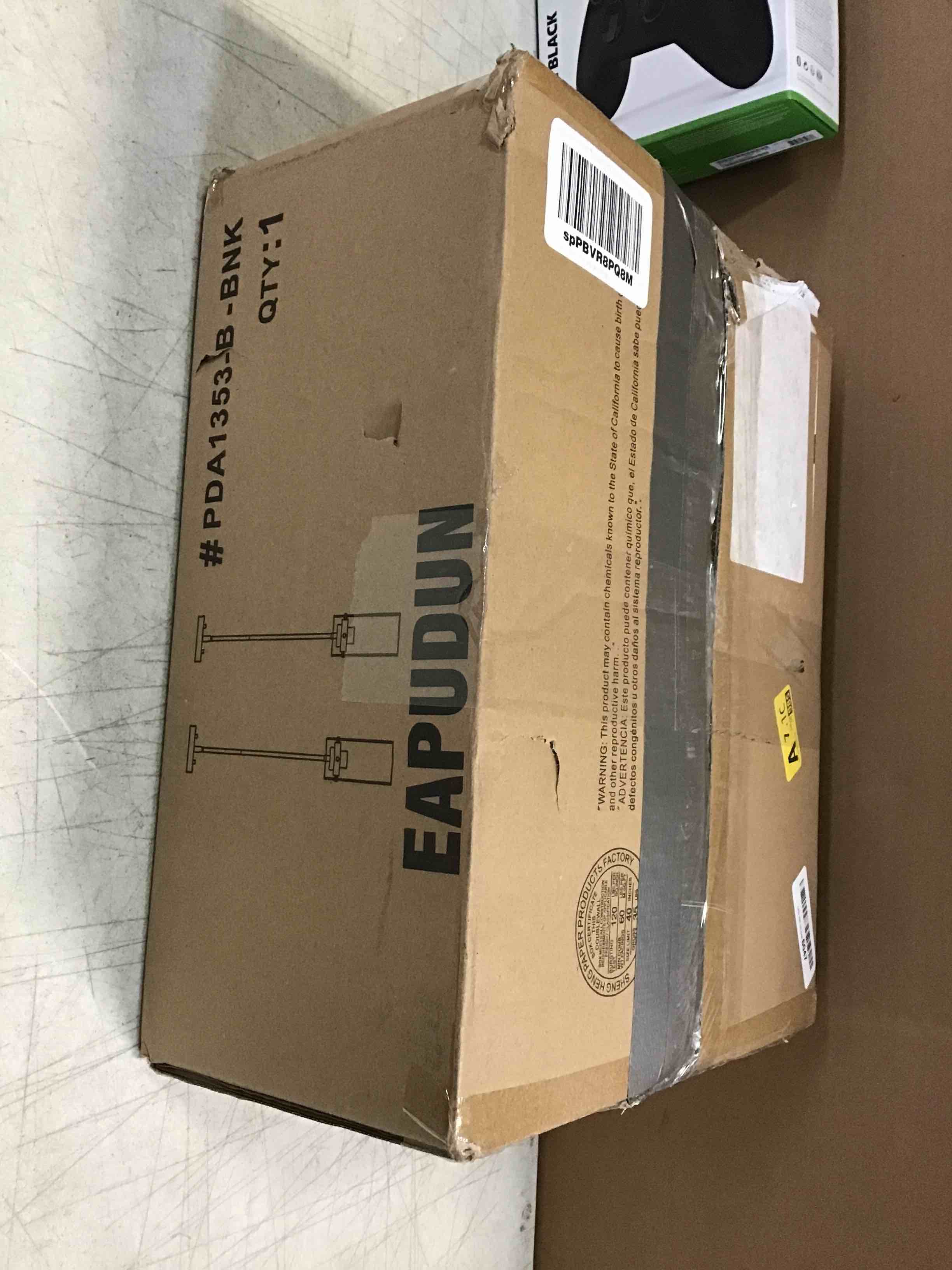 https://s3.amazonaws.com/lotting-images-prod/bidfta/RED5610944_1701712470791.jpeg
