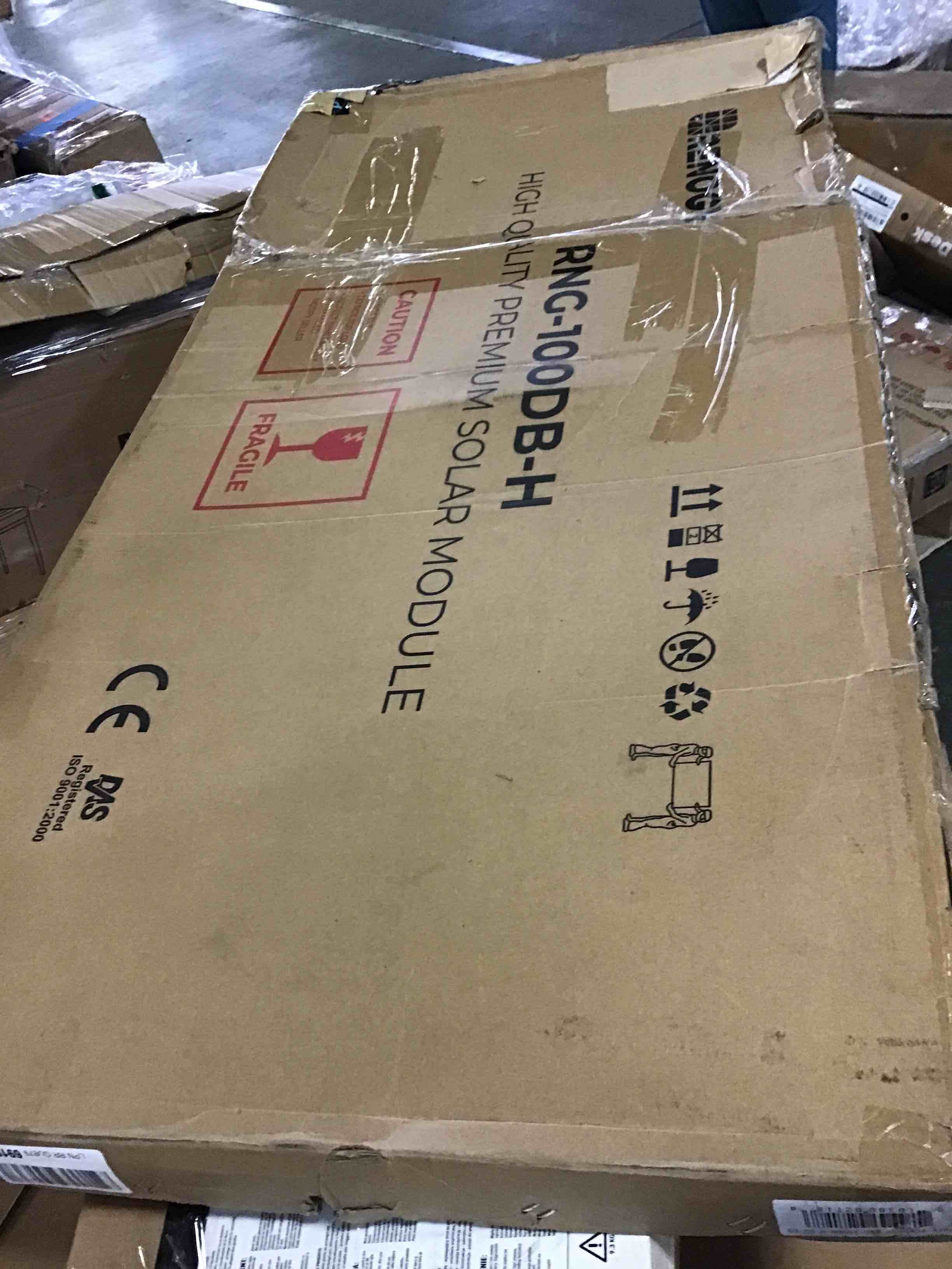 https://s3.amazonaws.com/lotting-images-prod/bidfta/RED5612660_1697484630889.jpeg
