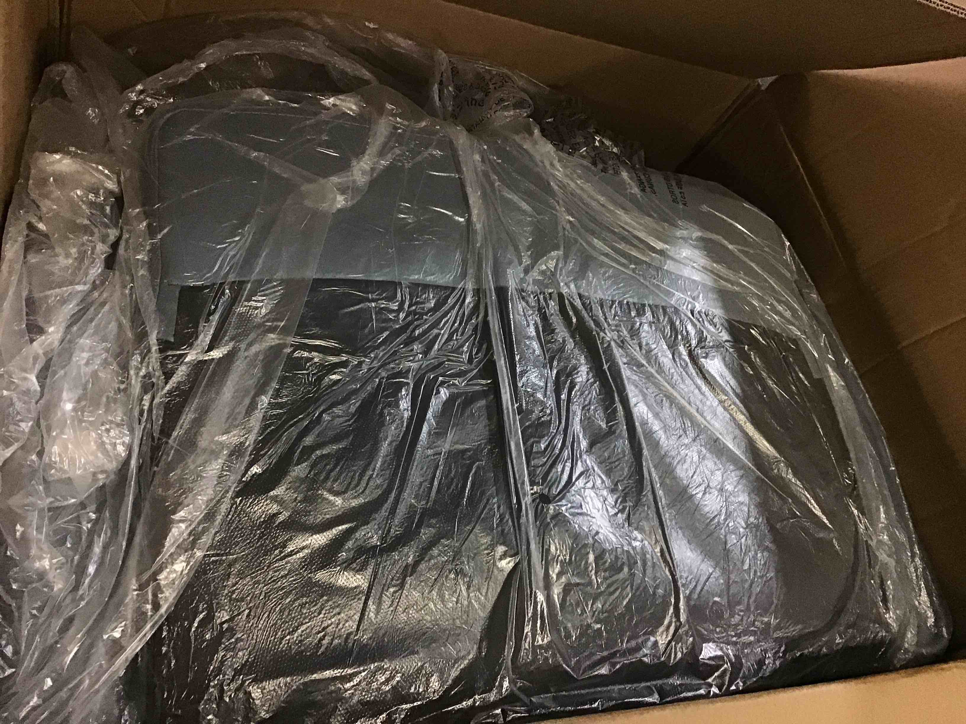 https://s3.amazonaws.com/lotting-images-prod/bidfta/RED5612837_1697566697745.jpeg