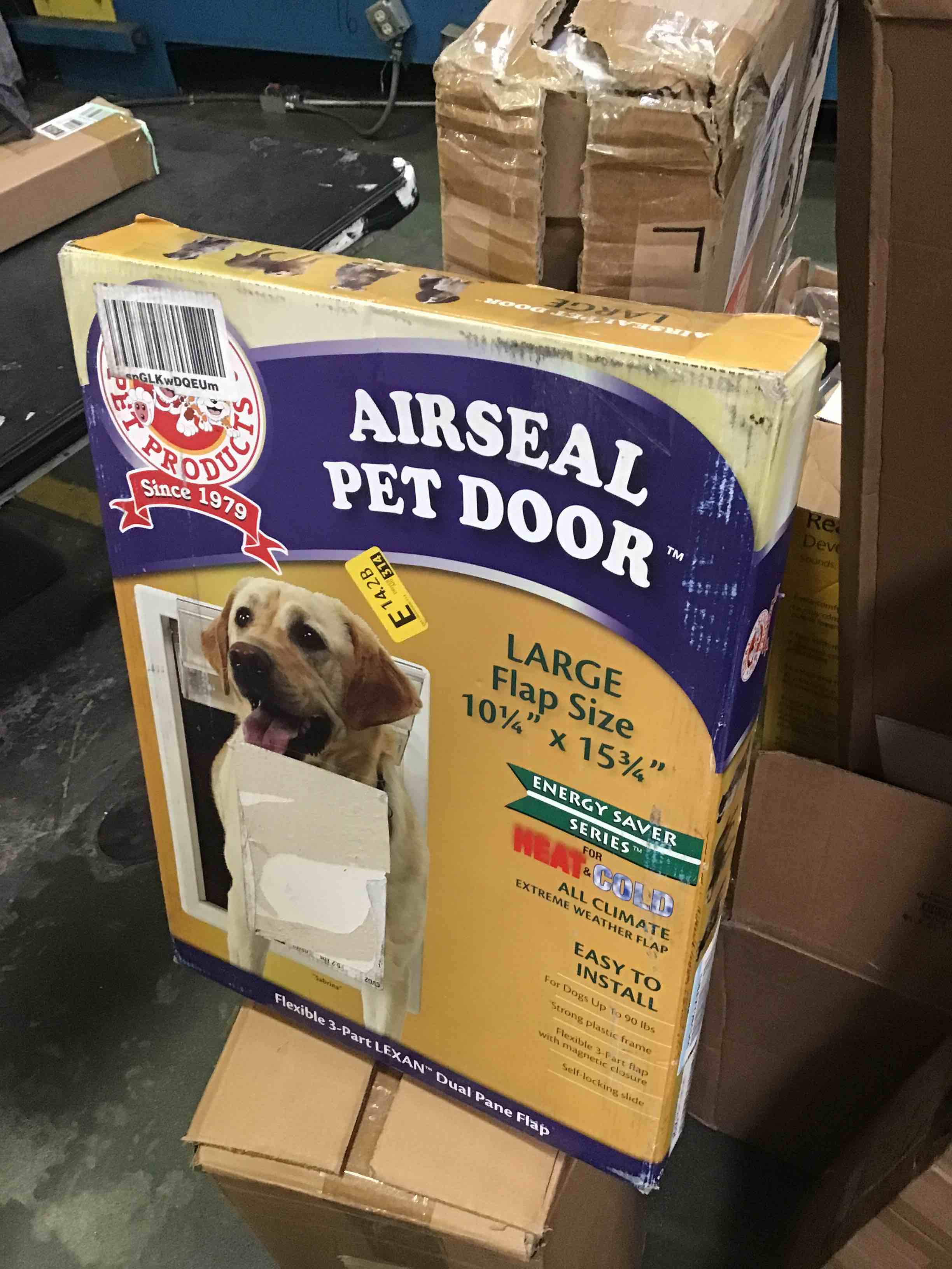 https://s3.amazonaws.com/lotting-images-prod/bidfta/RED5617323_1697207229707.jpeg