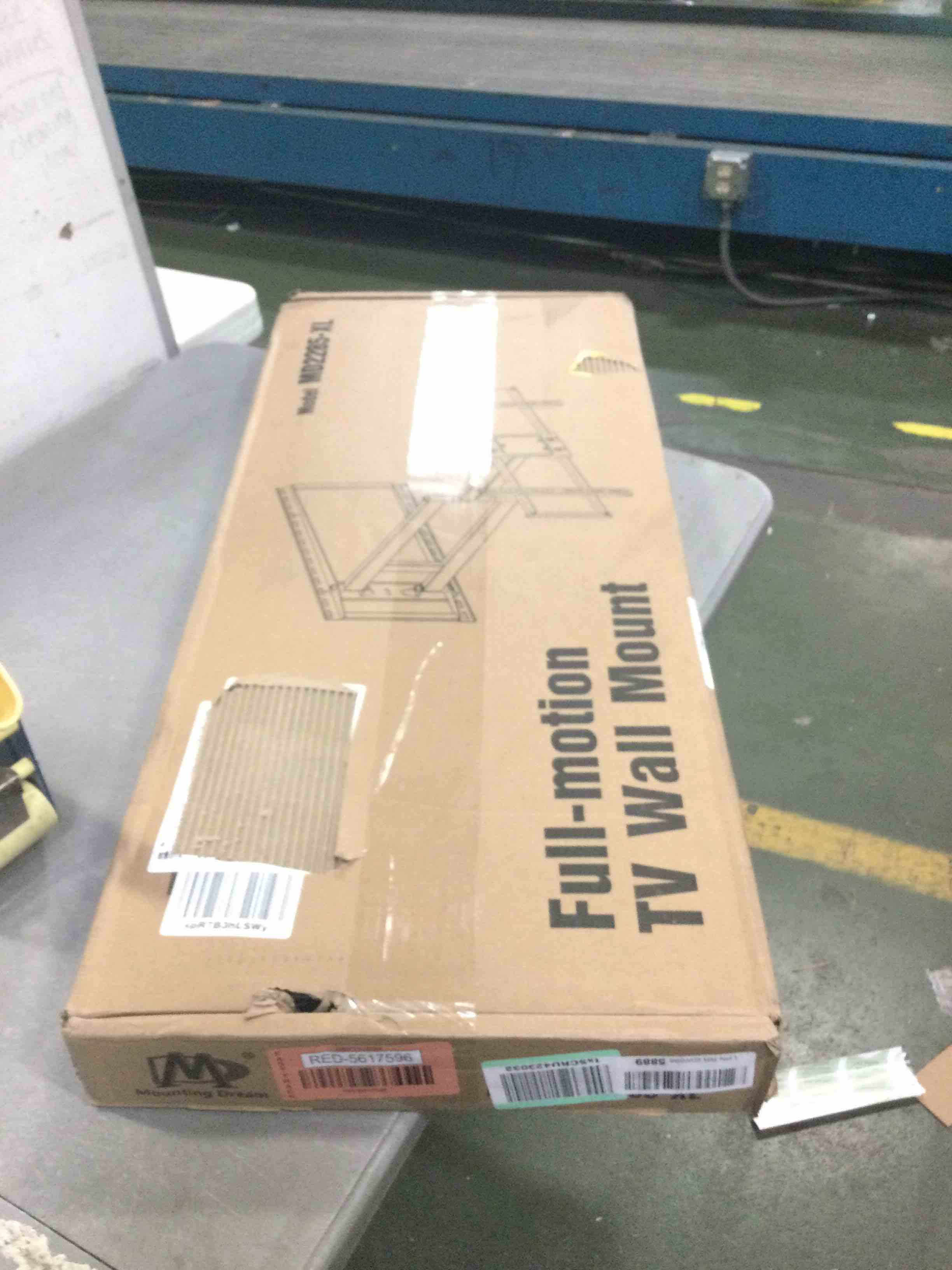 https://s3.amazonaws.com/lotting-images-prod/bidfta/RED5617596_1697471052071.jpeg