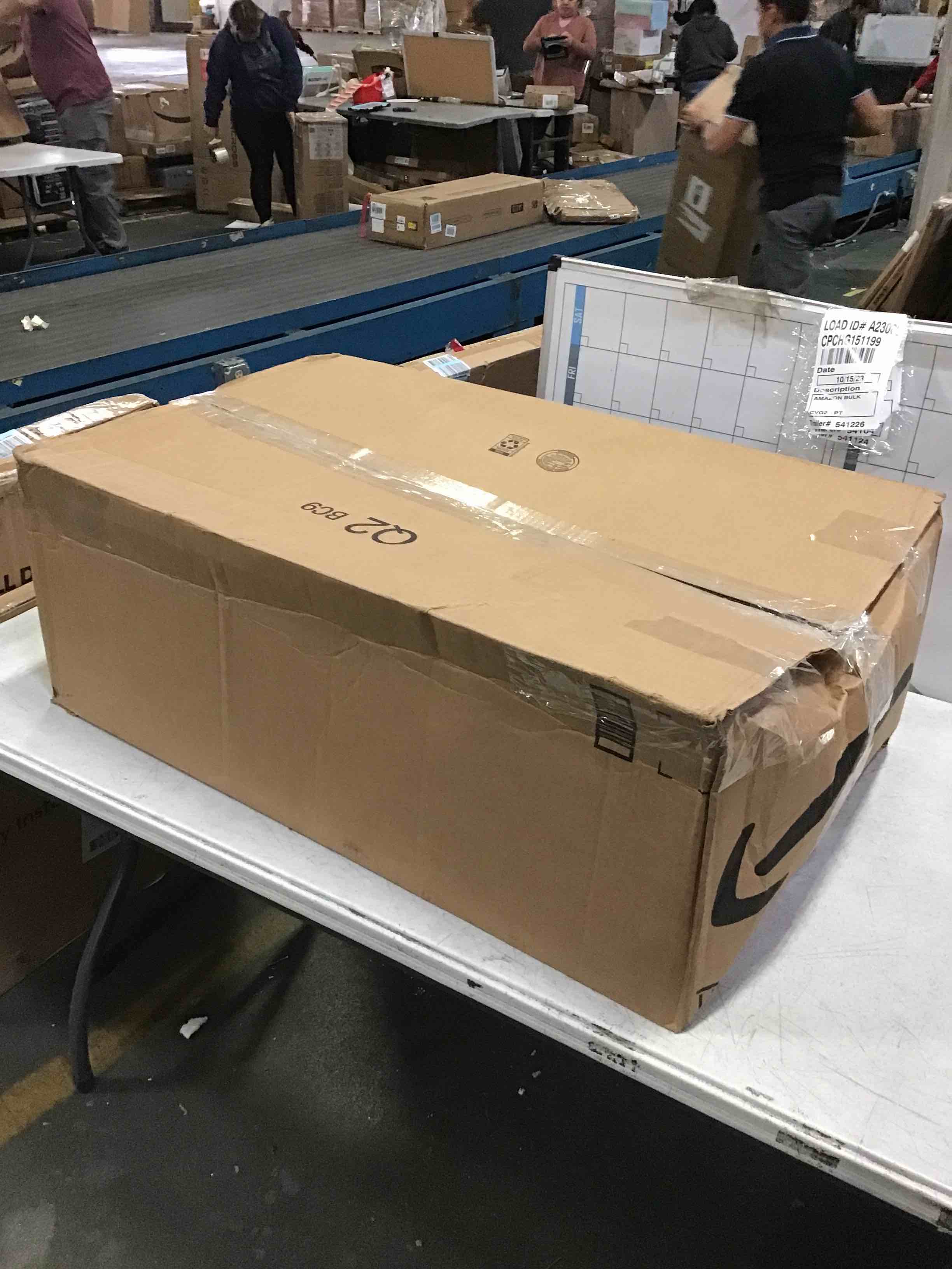 https://s3.amazonaws.com/lotting-images-prod/bidfta/RED5617734_1697556438218.jpeg