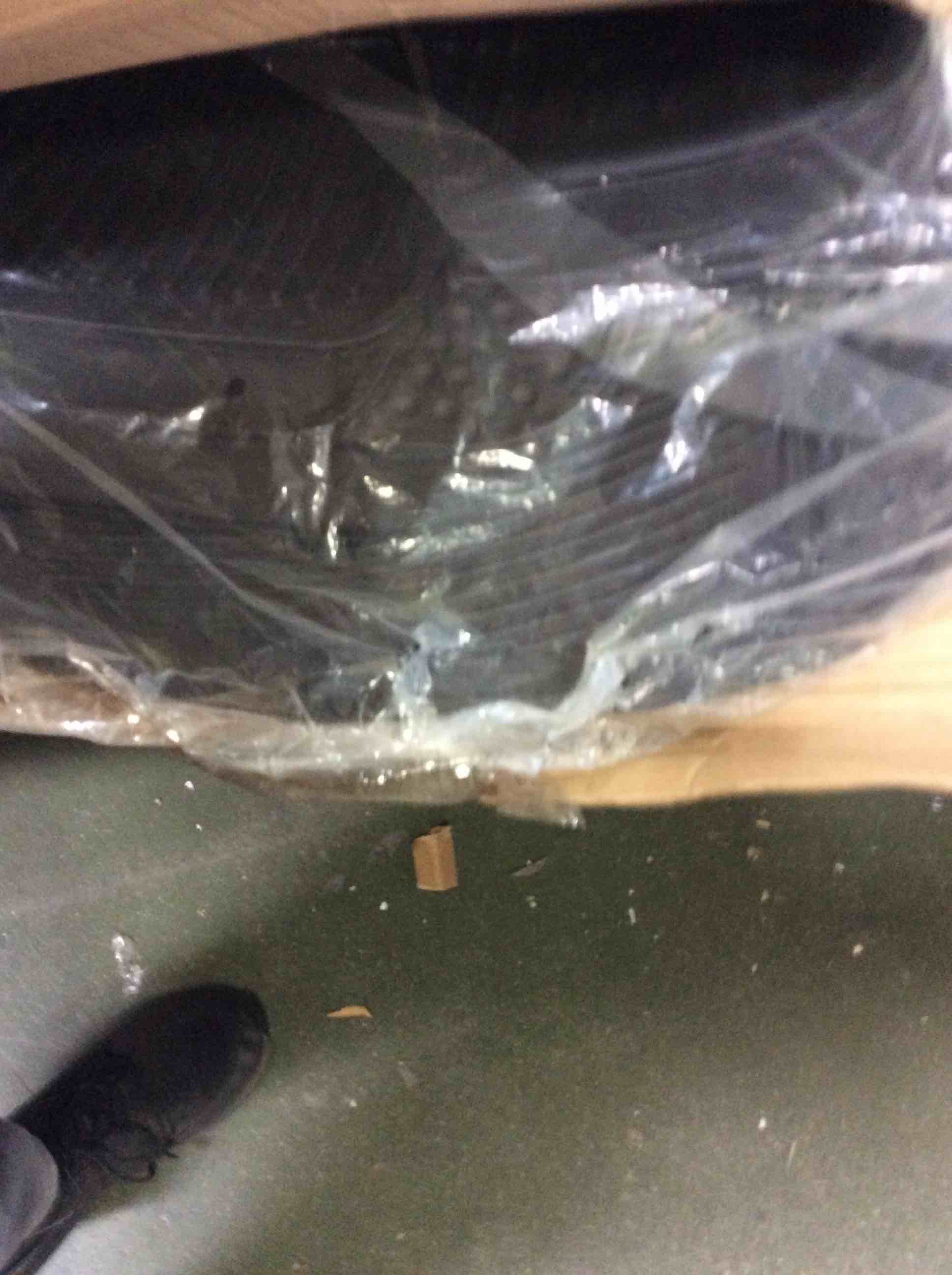 https://s3.amazonaws.com/lotting-images-prod/bidfta/RED5618084_1696962032129.jpeg