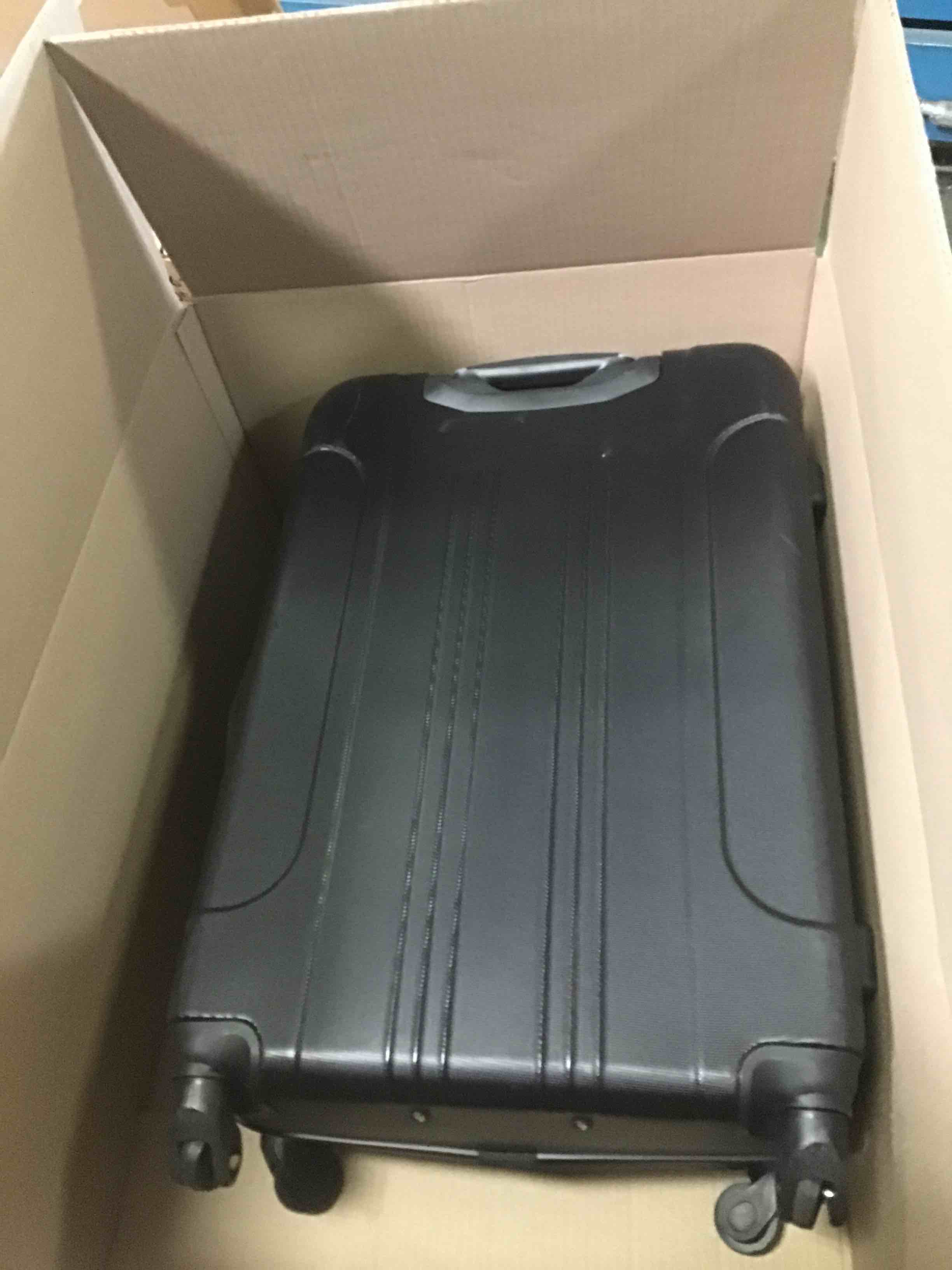 https://s3.amazonaws.com/lotting-images-prod/bidfta/RED5618454_1697131581402.jpeg