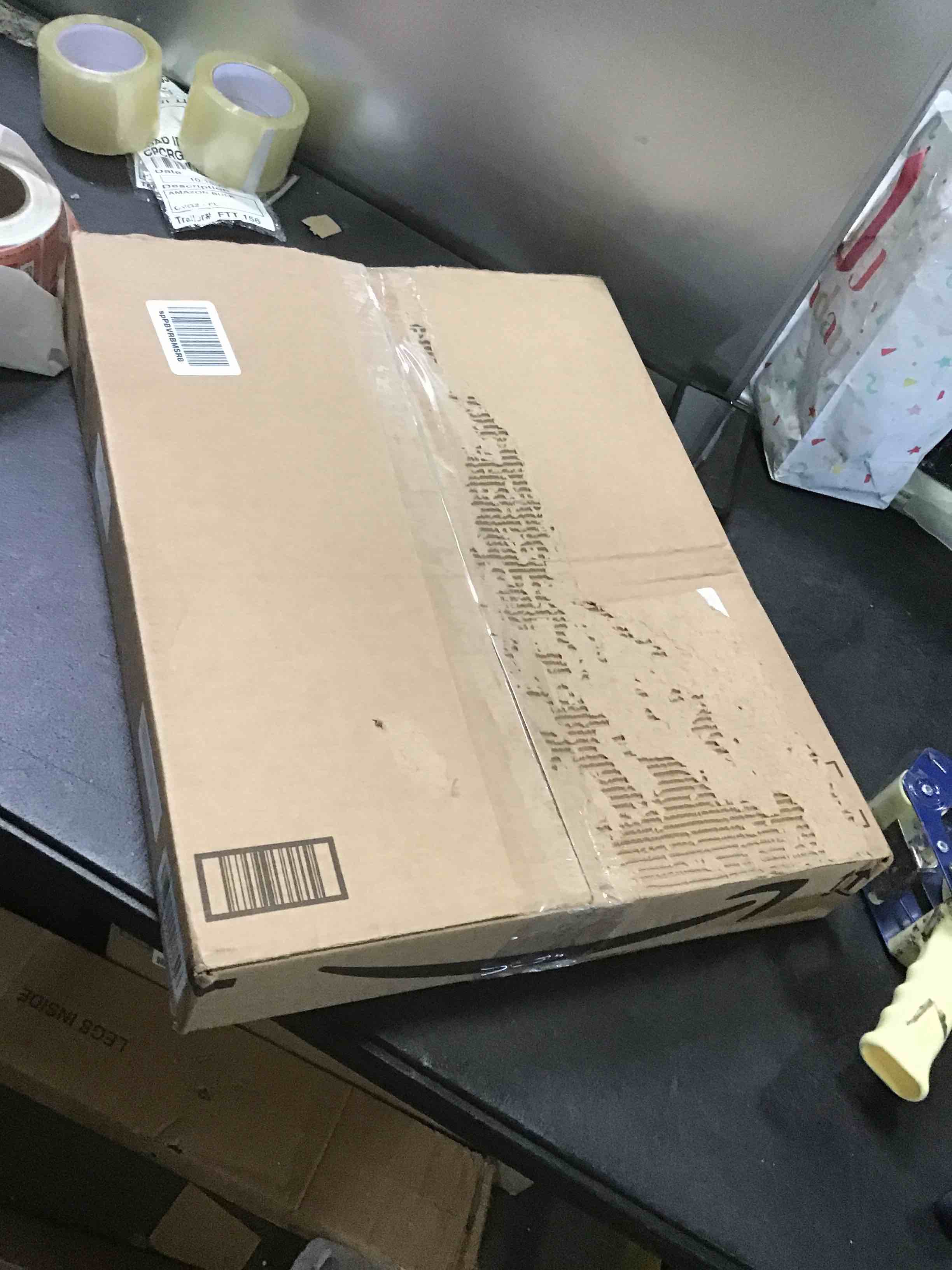 https://s3.amazonaws.com/lotting-images-prod/bidfta/RED5618514_1697139116593.jpeg