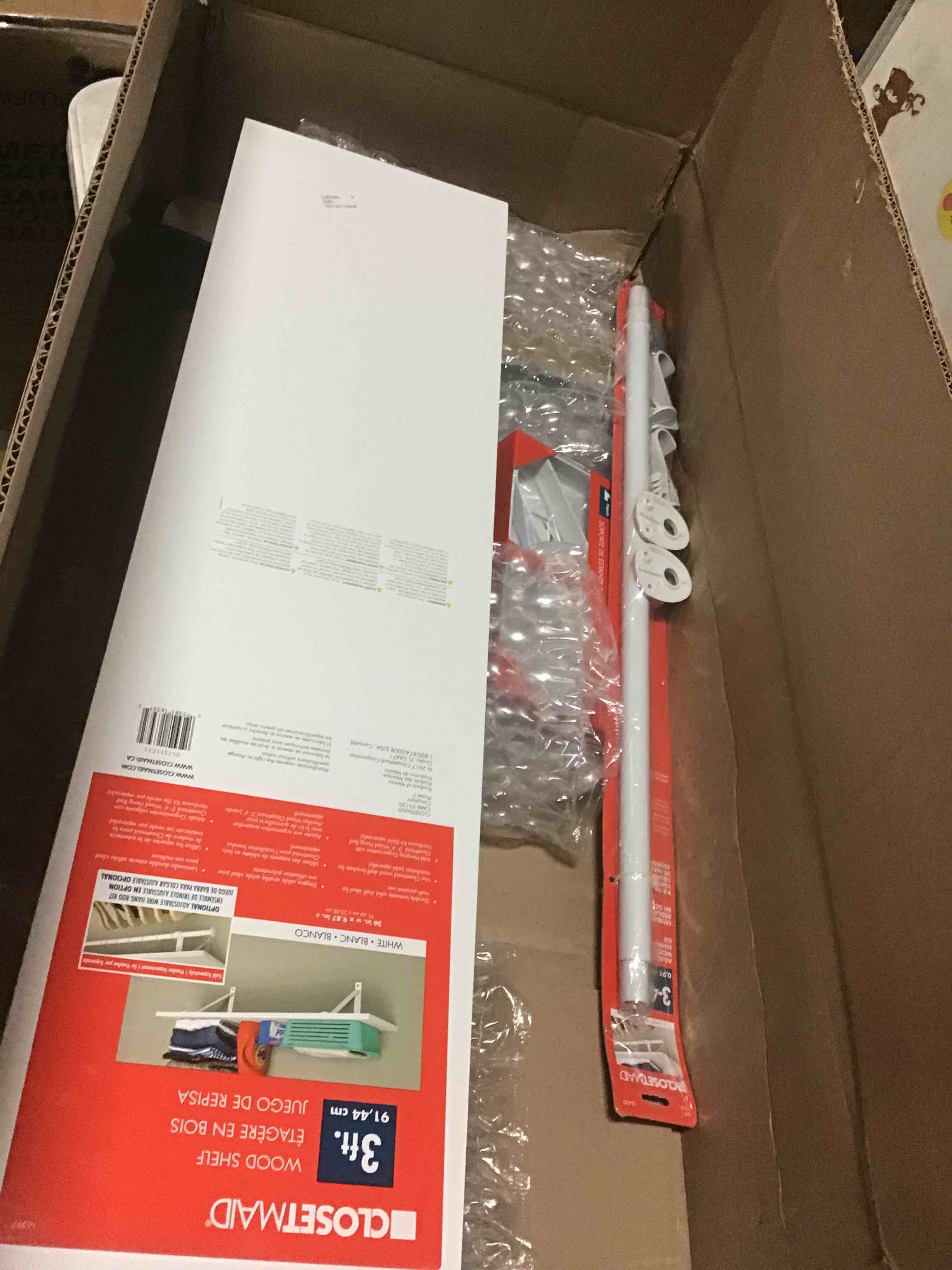 https://s3.amazonaws.com/lotting-images-prod/bidfta/RED5618967_1697571279682.jpeg