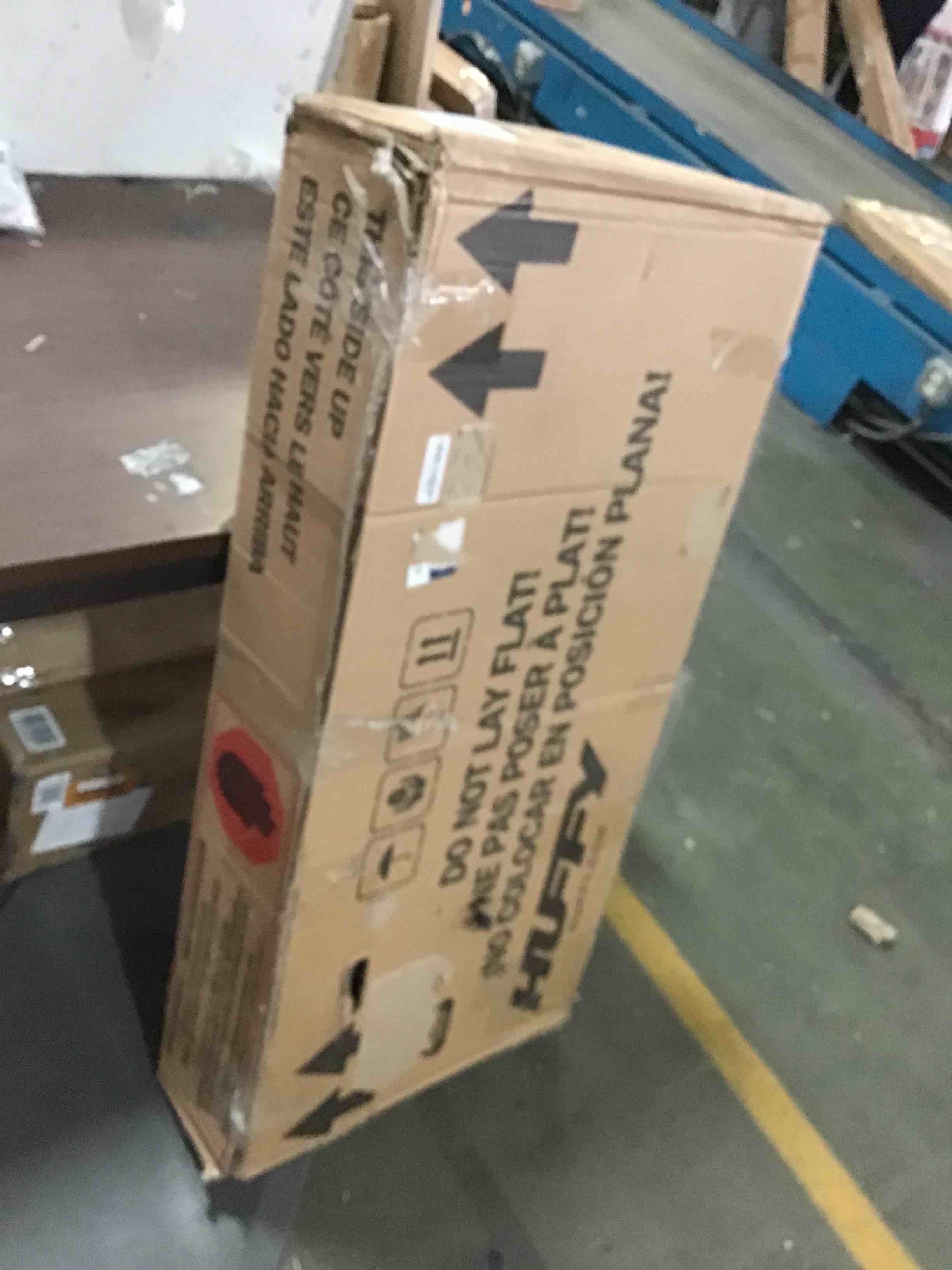 https://s3.amazonaws.com/lotting-images-prod/bidfta/RED5619098_1697646676453.jpeg