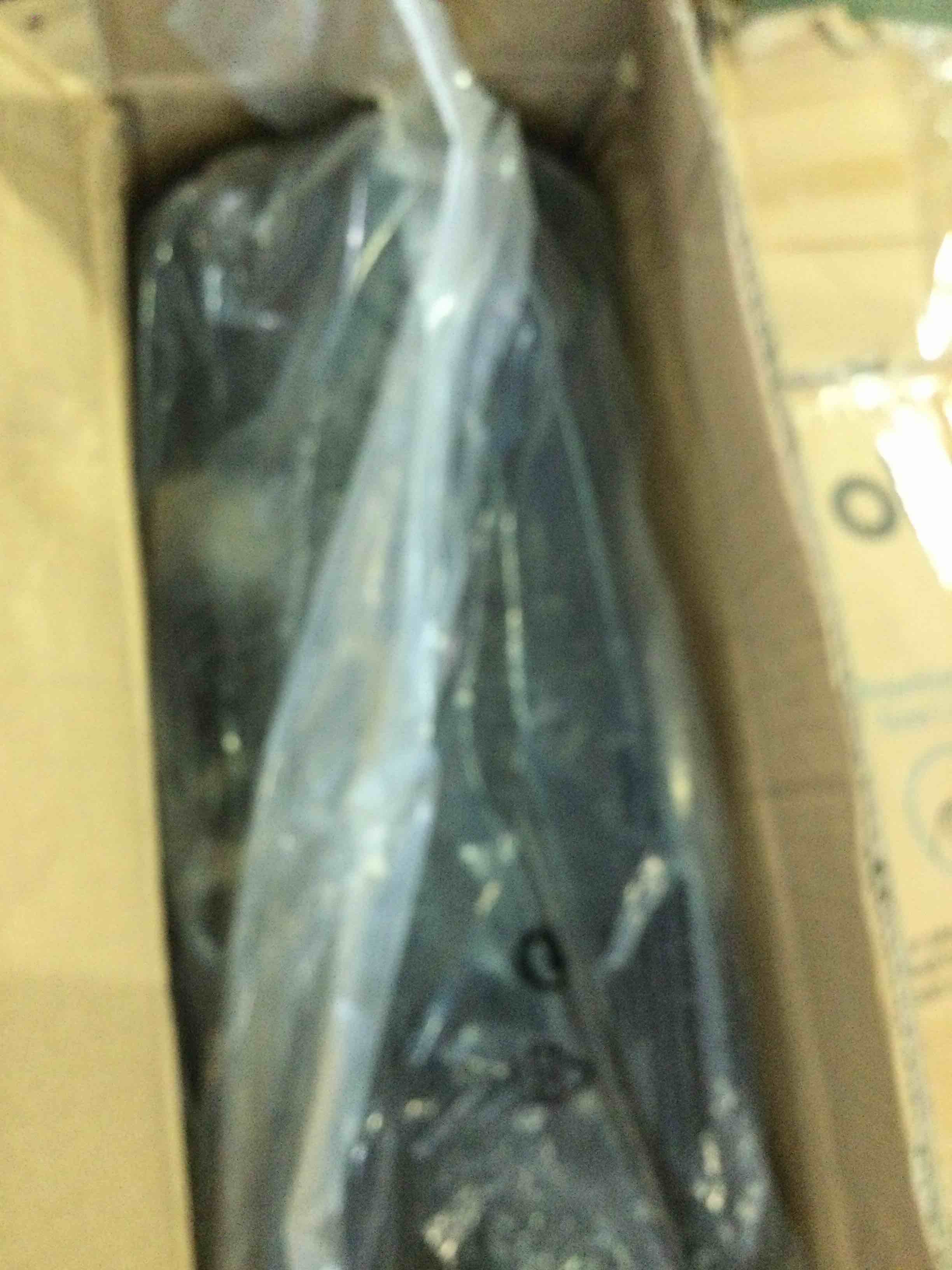 https://s3.amazonaws.com/lotting-images-prod/bidfta/RED5619503_1696856935229.jpeg