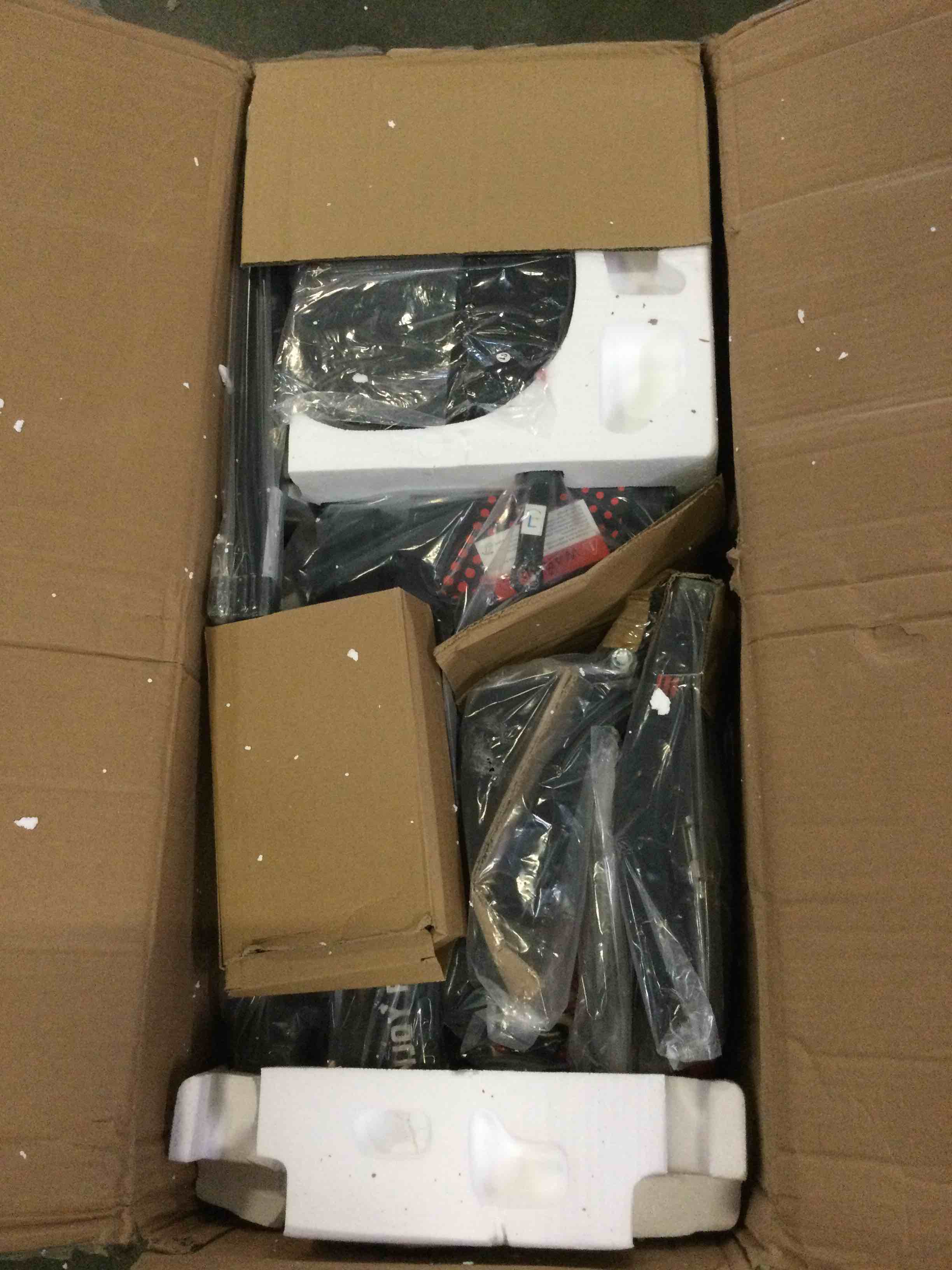 https://s3.amazonaws.com/lotting-images-prod/bidfta/RED5619543_1696863006200.jpeg