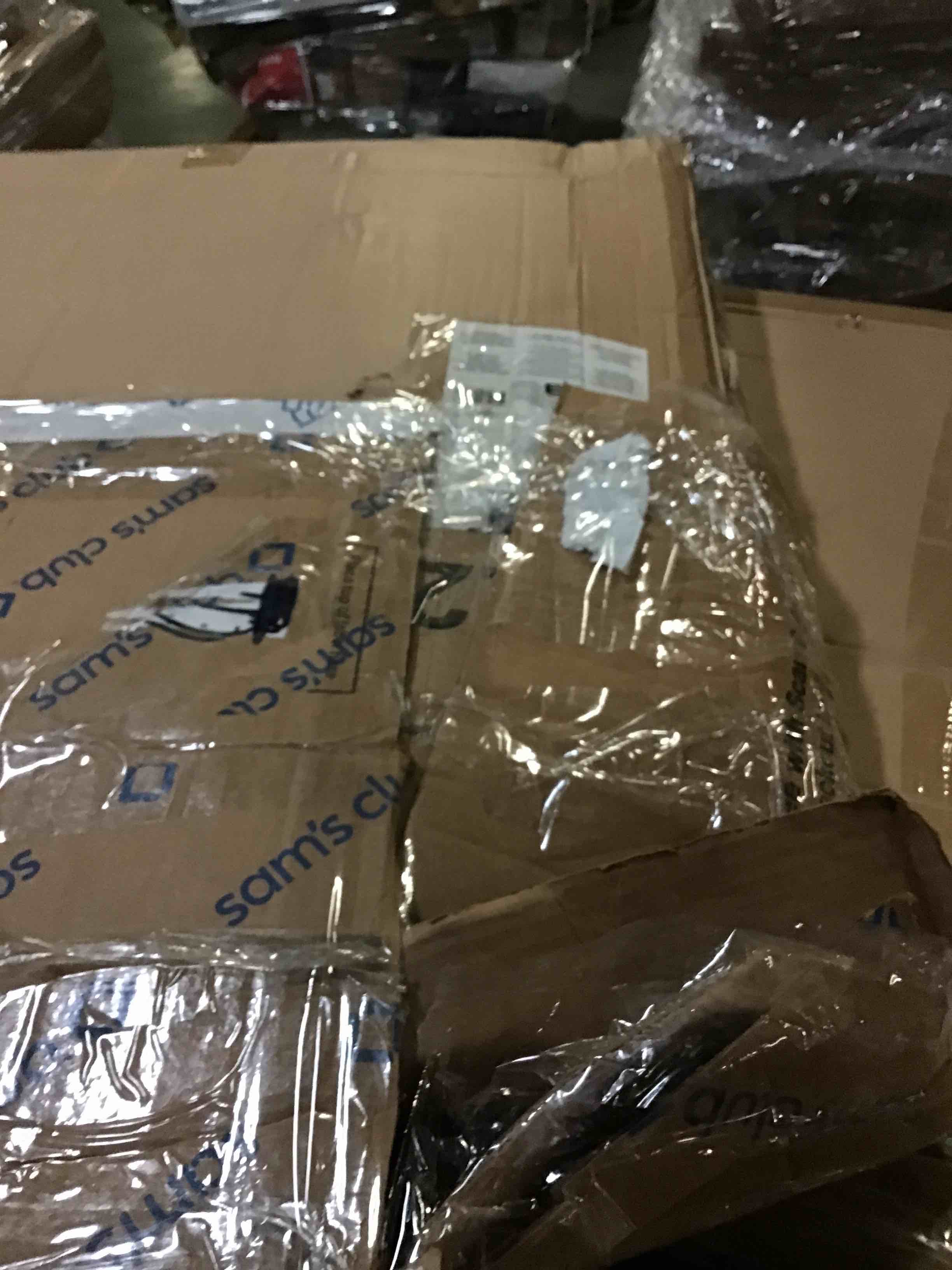 https://s3.amazonaws.com/lotting-images-prod/bidfta/RED5619802_1697024166809.jpeg