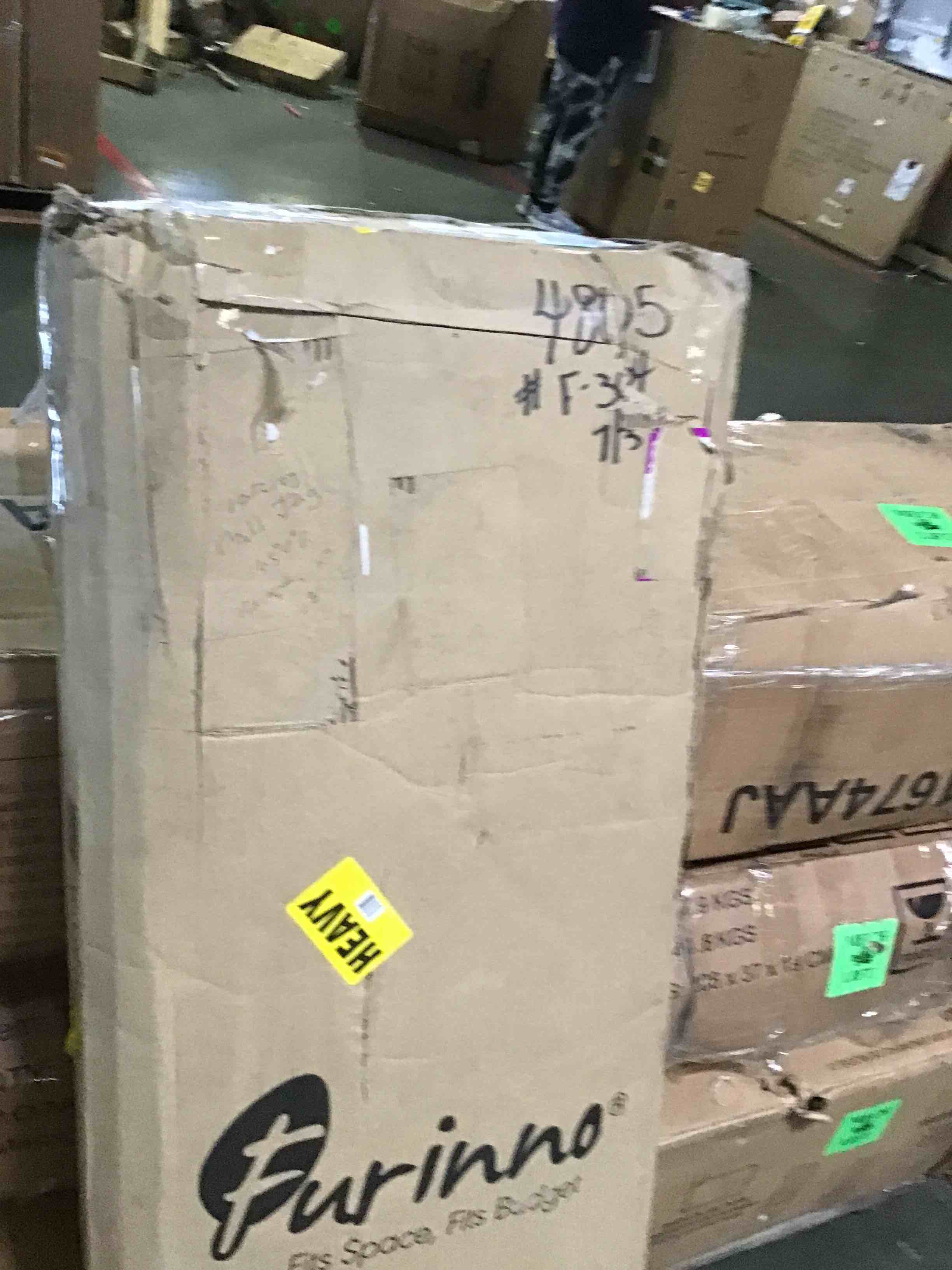 https://s3.amazonaws.com/lotting-images-prod/bidfta/RED5620412_1697225938714.jpeg
