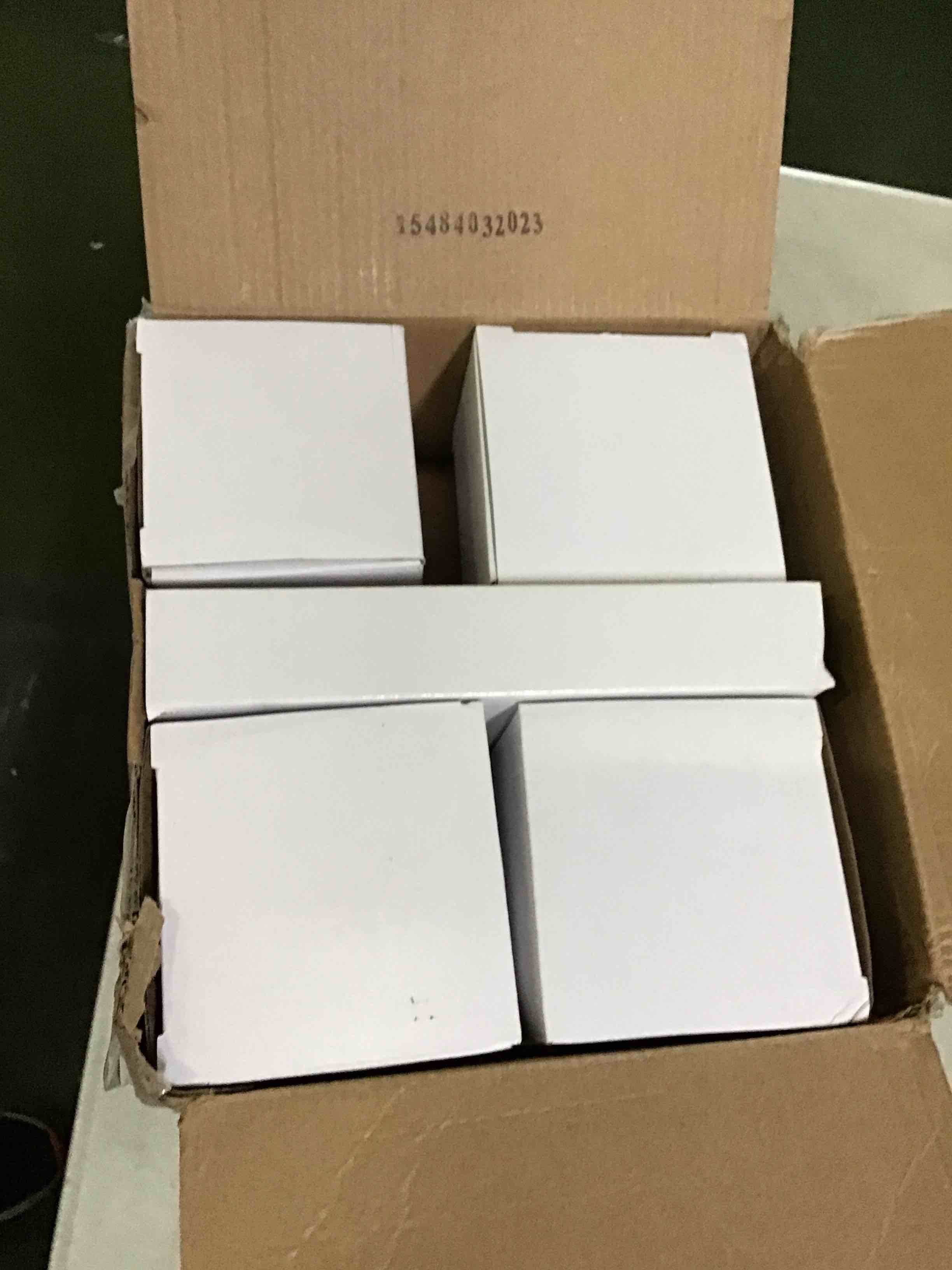 https://s3.amazonaws.com/lotting-images-prod/bidfta/RED5620937_1699548809642.jpeg