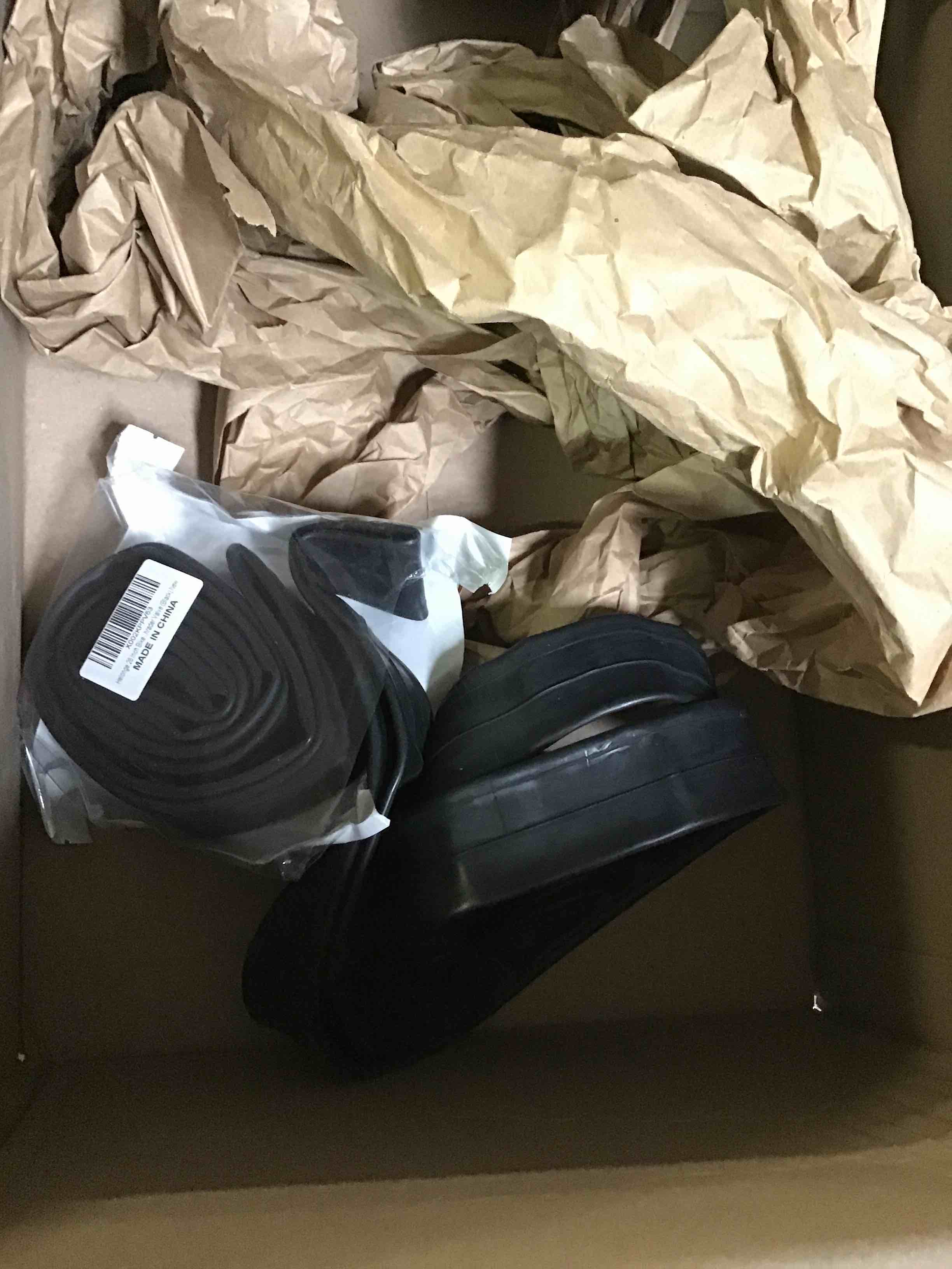 https://s3.amazonaws.com/lotting-images-prod/bidfta/RED5620939_1699548960913.jpeg