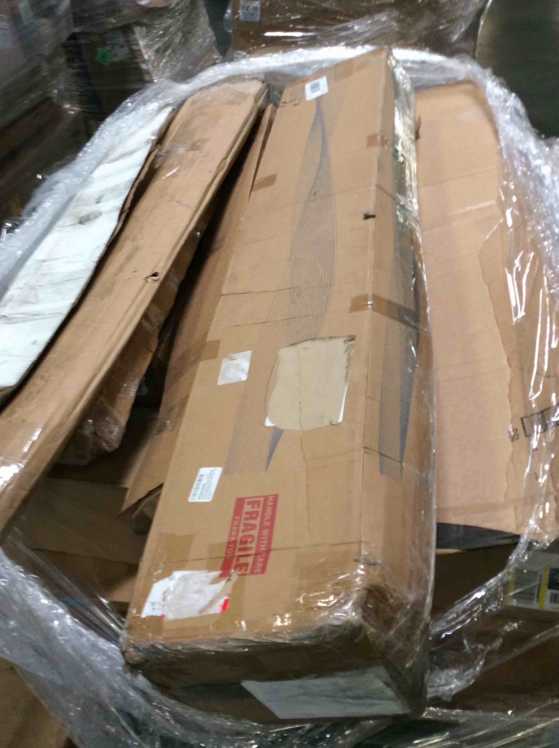 https://s3.amazonaws.com/lotting-images-prod/bidfta/RED5623029_1696868832626.jpeg