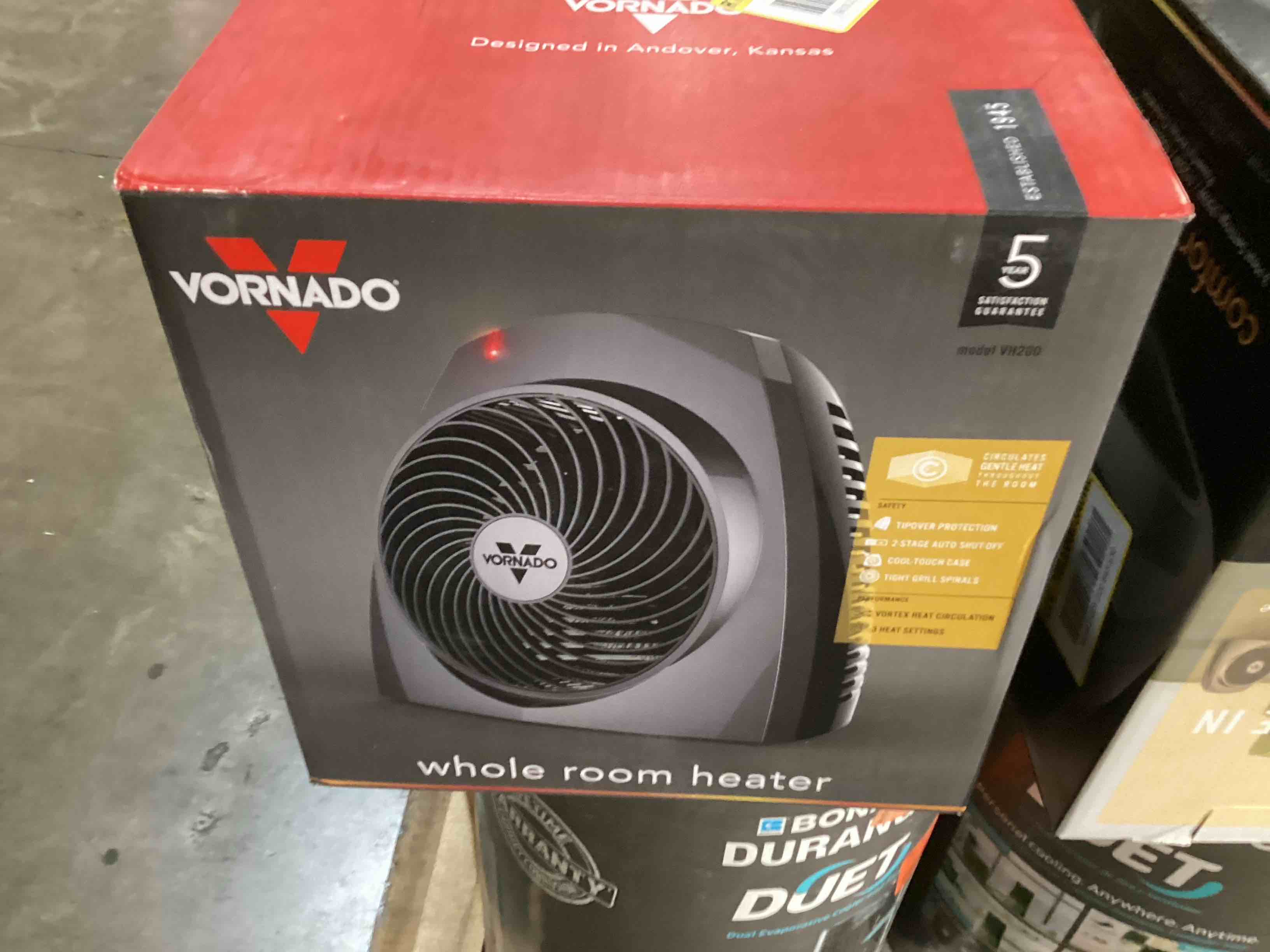 https://s3.amazonaws.com/lotting-images-prod/bidfta/RED5623954_1704291346390.jpeg