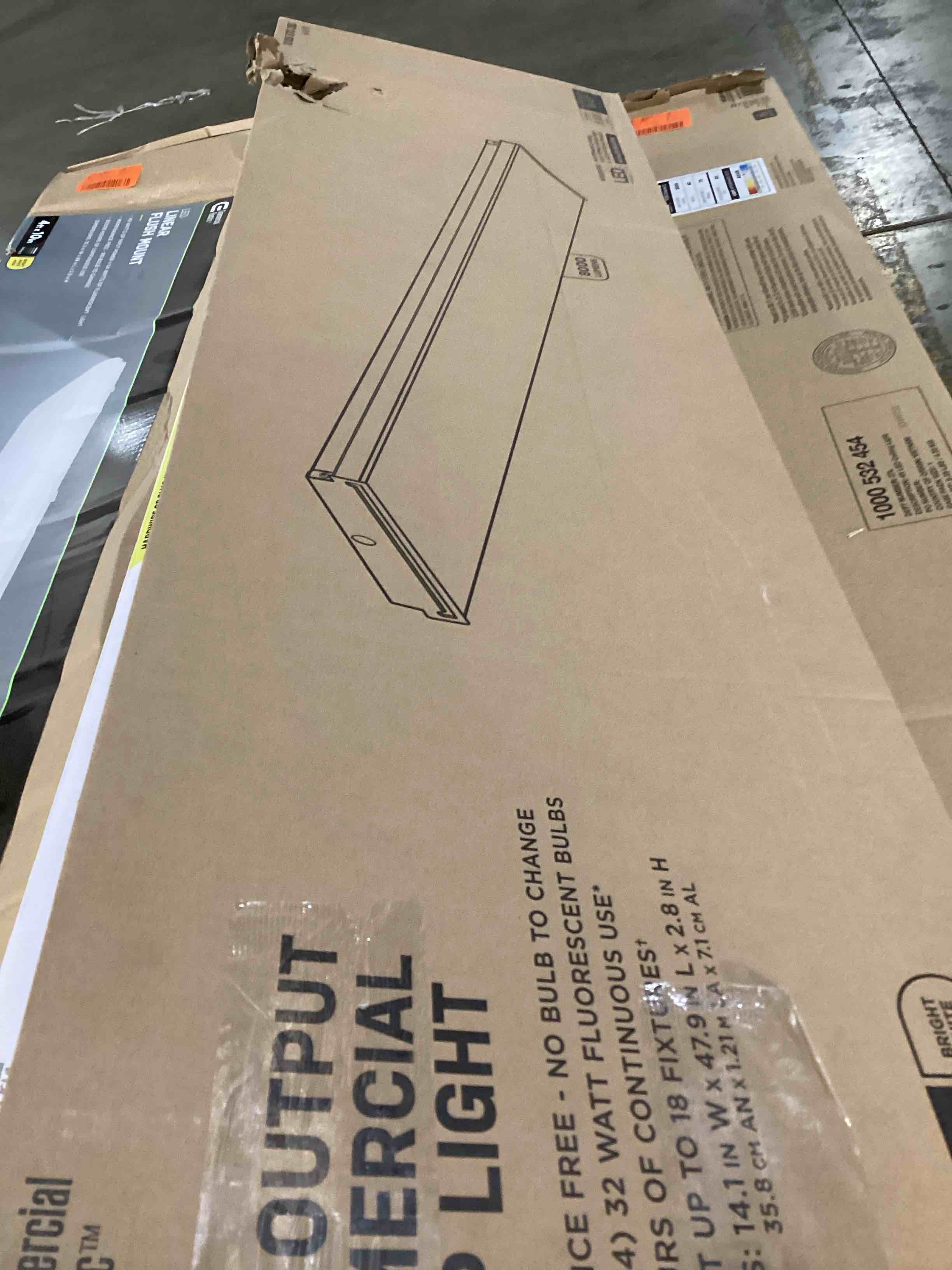 https://s3.amazonaws.com/lotting-images-prod/bidfta/RED5624515_1706035648171.jpeg