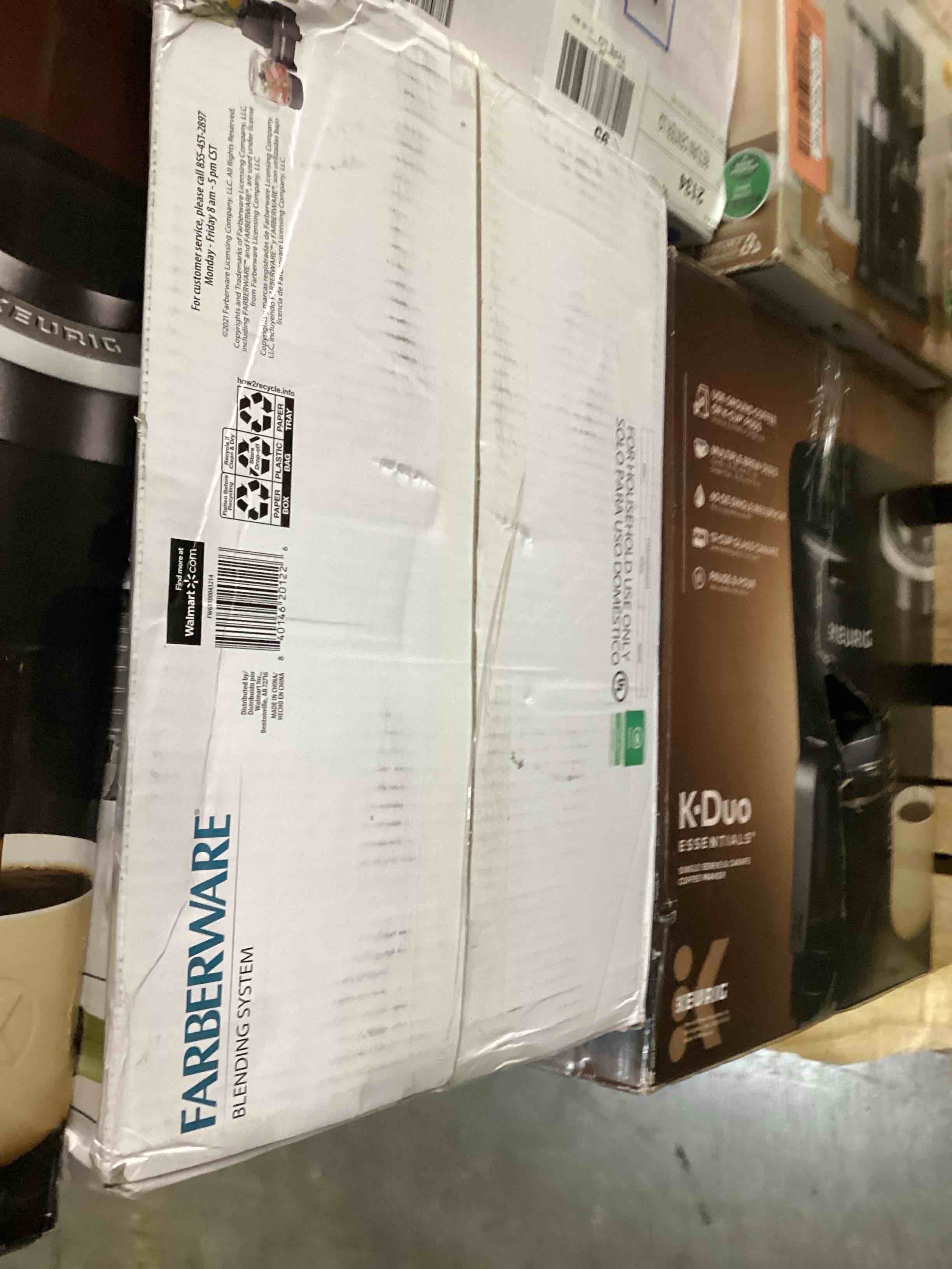 https://s3.amazonaws.com/lotting-images-prod/bidfta/RED5625181_1706556256815.jpeg