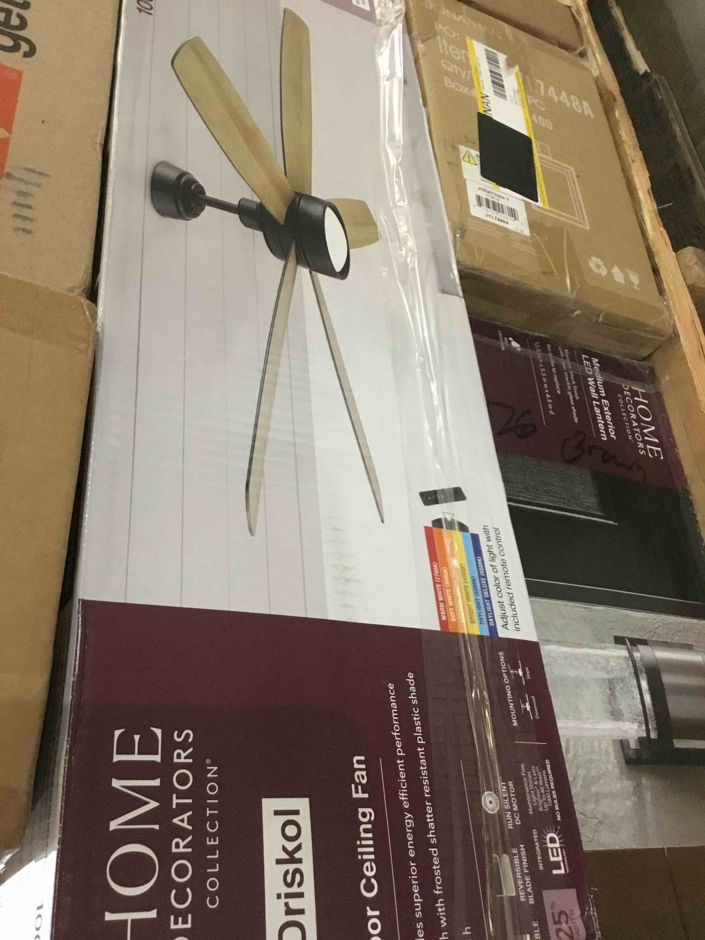 https://s3.amazonaws.com/lotting-images-prod/bidfta/RED5625770_1699647524537.jpeg