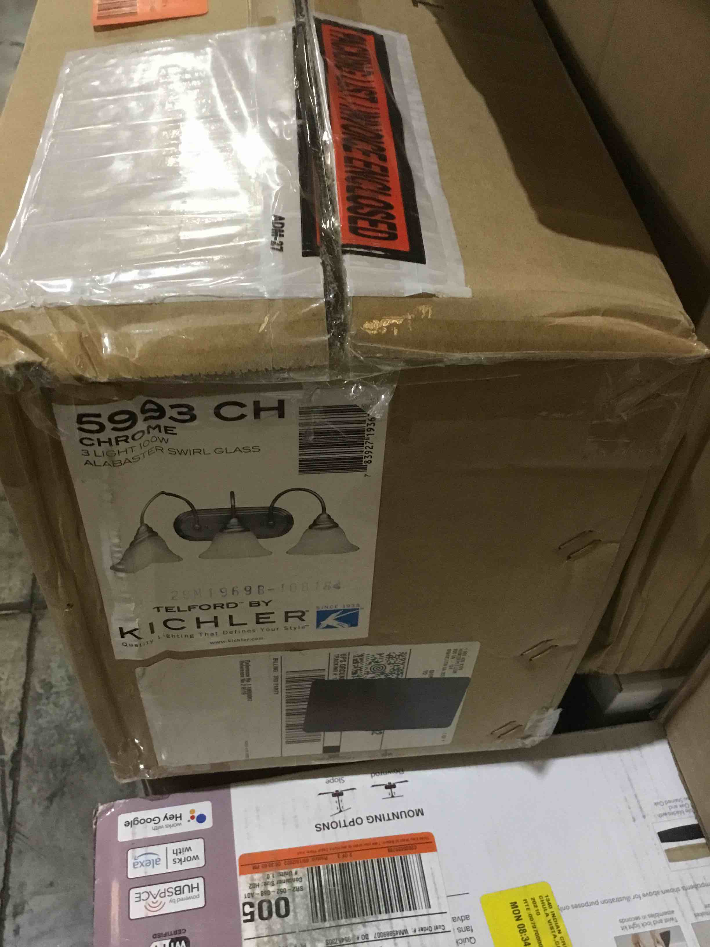 https://s3.amazonaws.com/lotting-images-prod/bidfta/RED5625771_1699647664942.jpeg