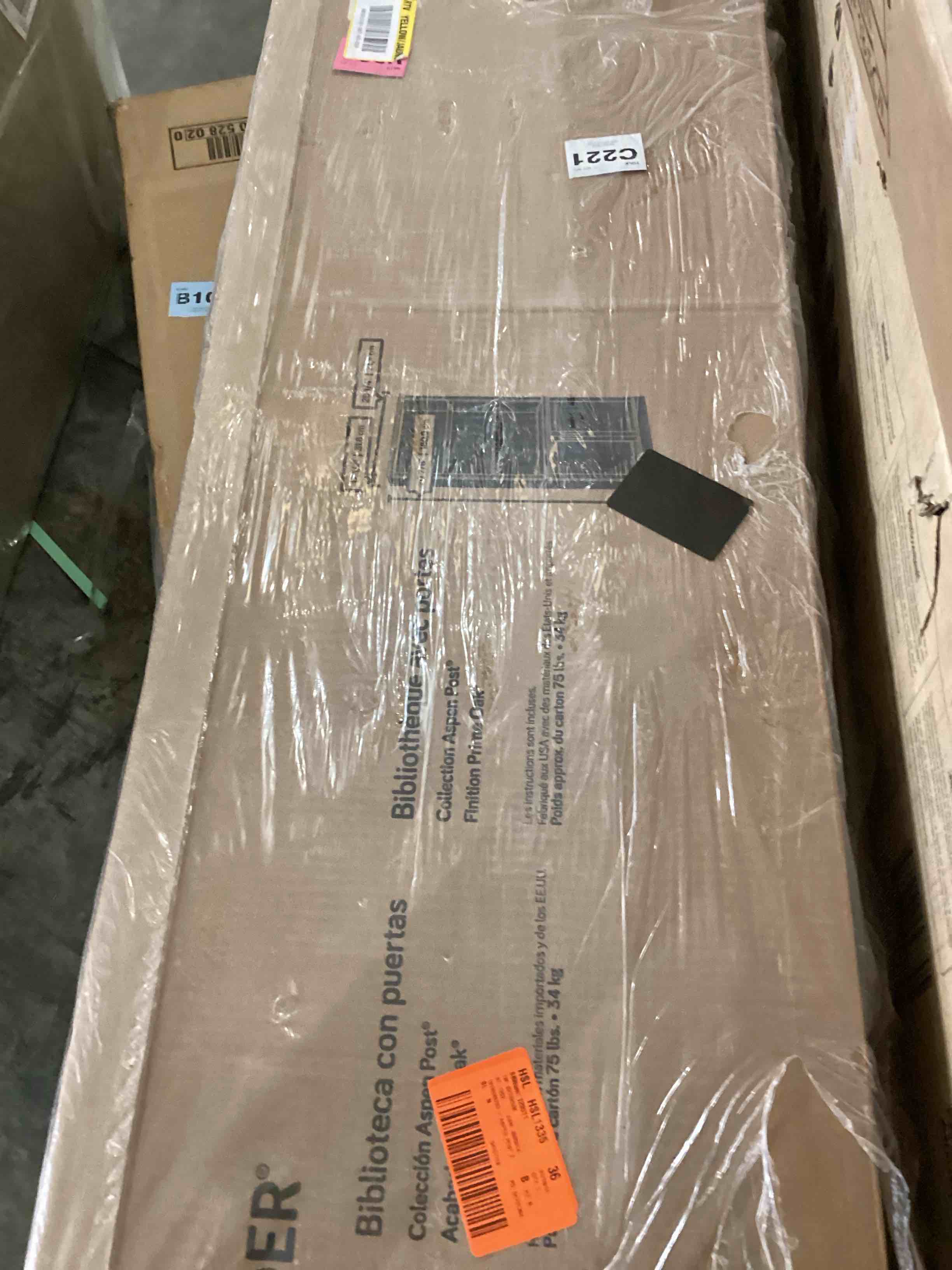 https://s3.amazonaws.com/lotting-images-prod/bidfta/RED5627481_1706816631421.jpeg