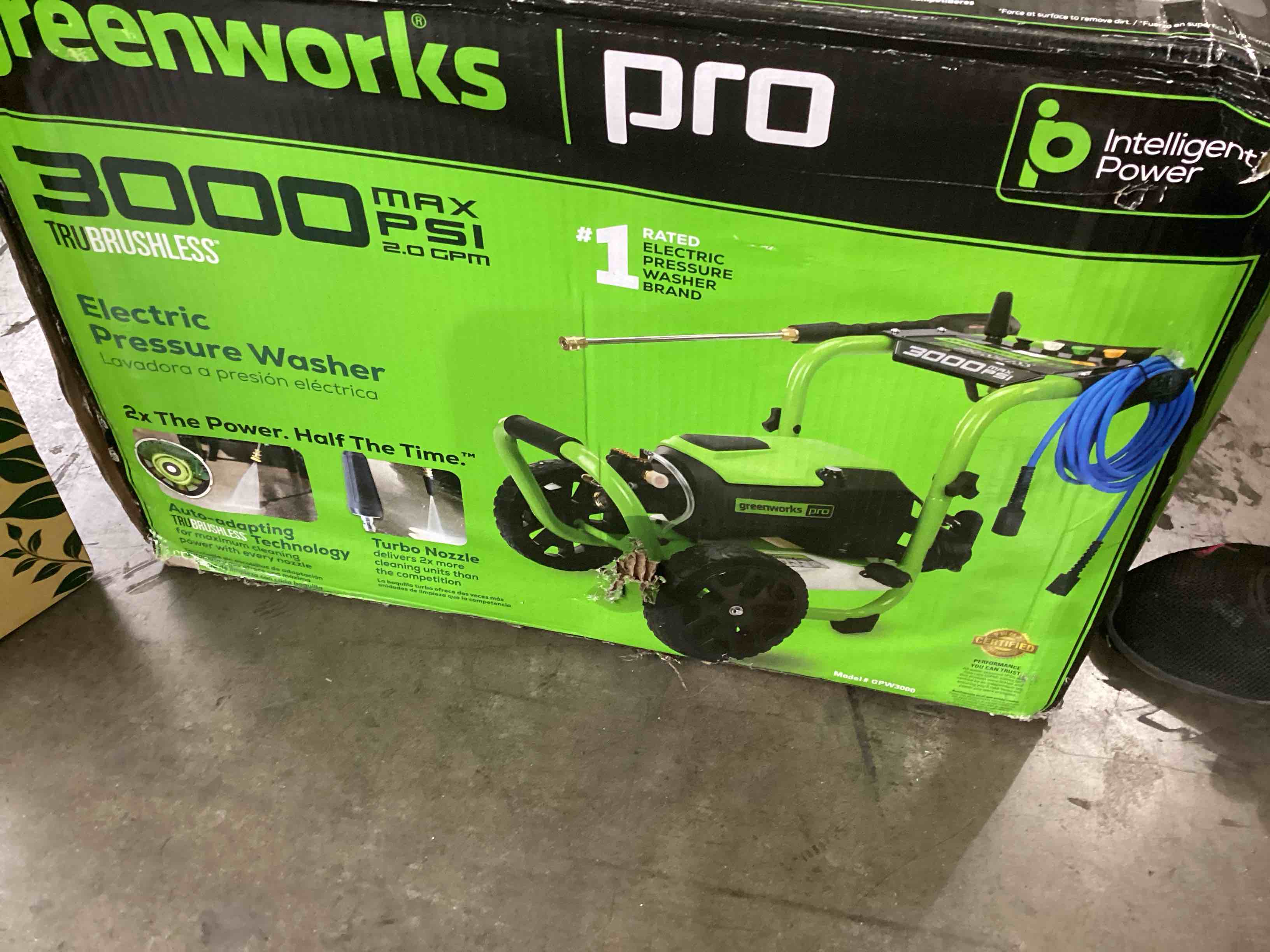 https://s3.amazonaws.com/lotting-images-prod/bidfta/RED5627612_1707230942217.jpeg
