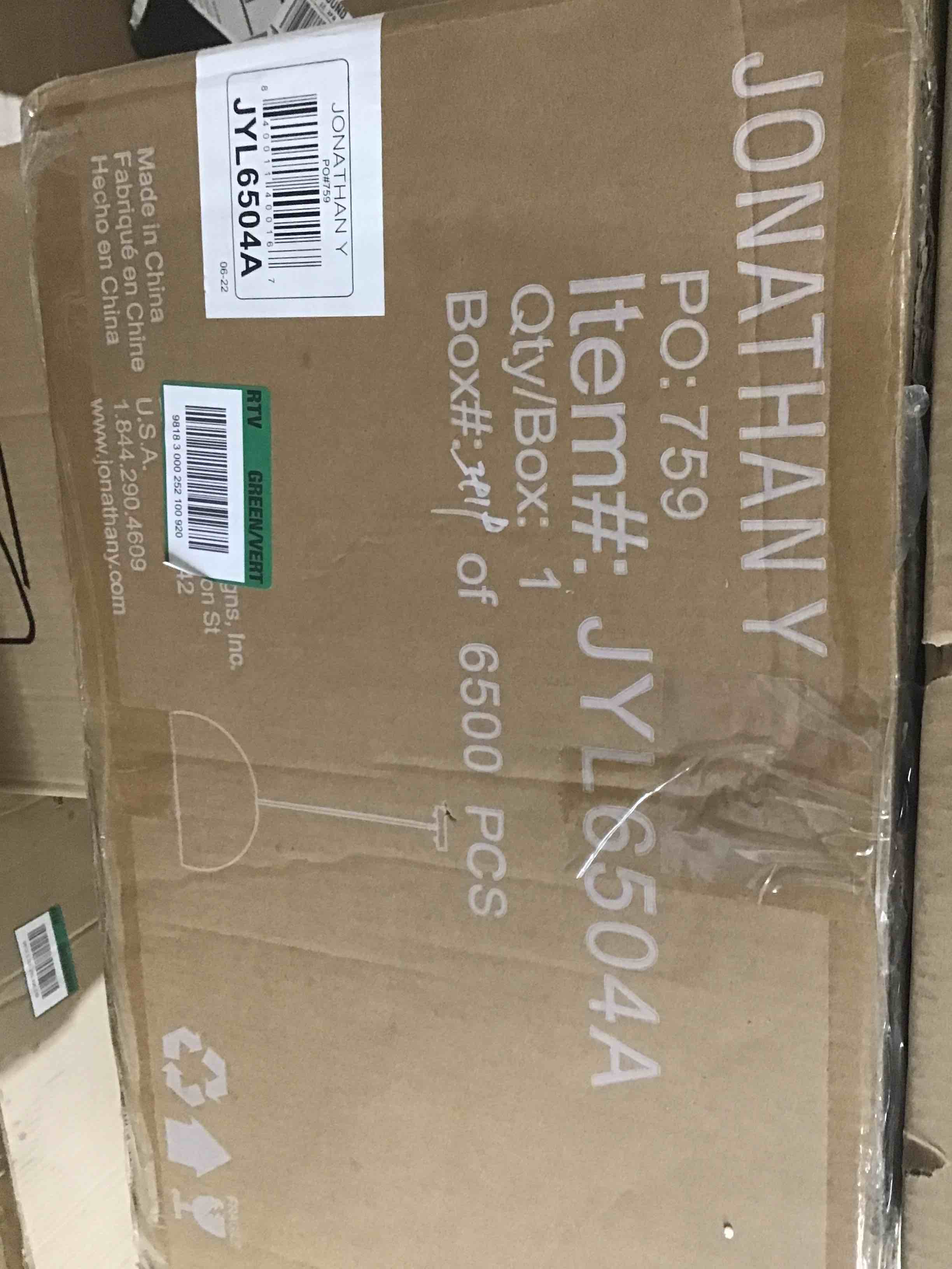 https://s3.amazonaws.com/lotting-images-prod/bidfta/RED5629178_1699647805743.jpeg