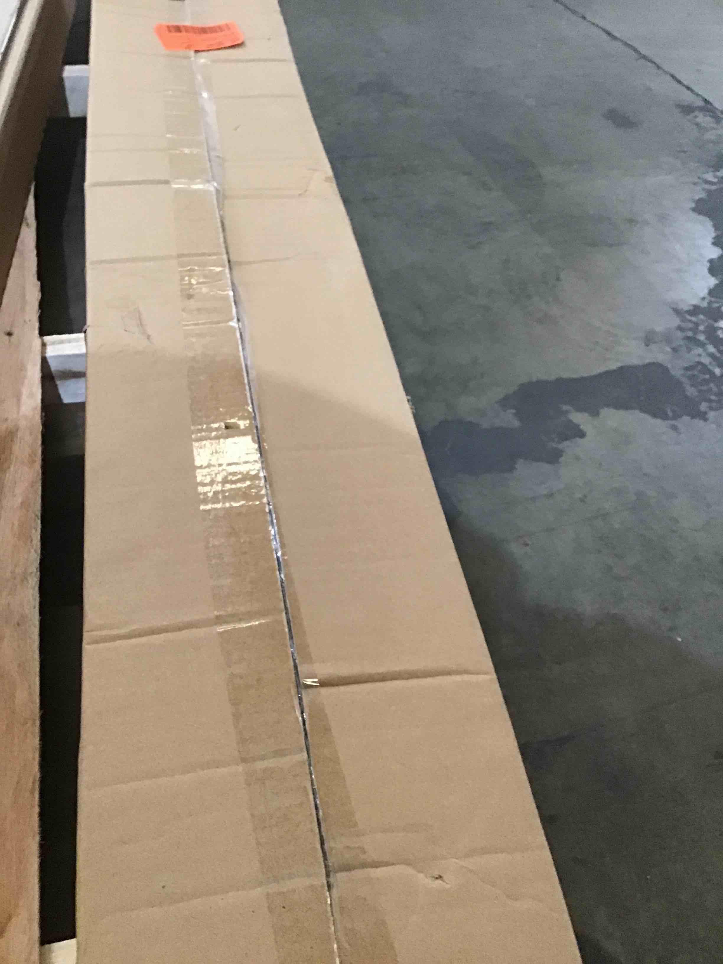 https://s3.amazonaws.com/lotting-images-prod/bidfta/RED5629287_1700066948931.jpeg